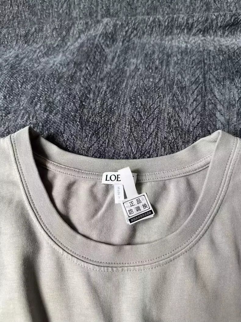 Loewe loewe Beige short sleeves 2505-Nextarrow Size US M / EU 48-50 / 2 - 2 Thumbnail