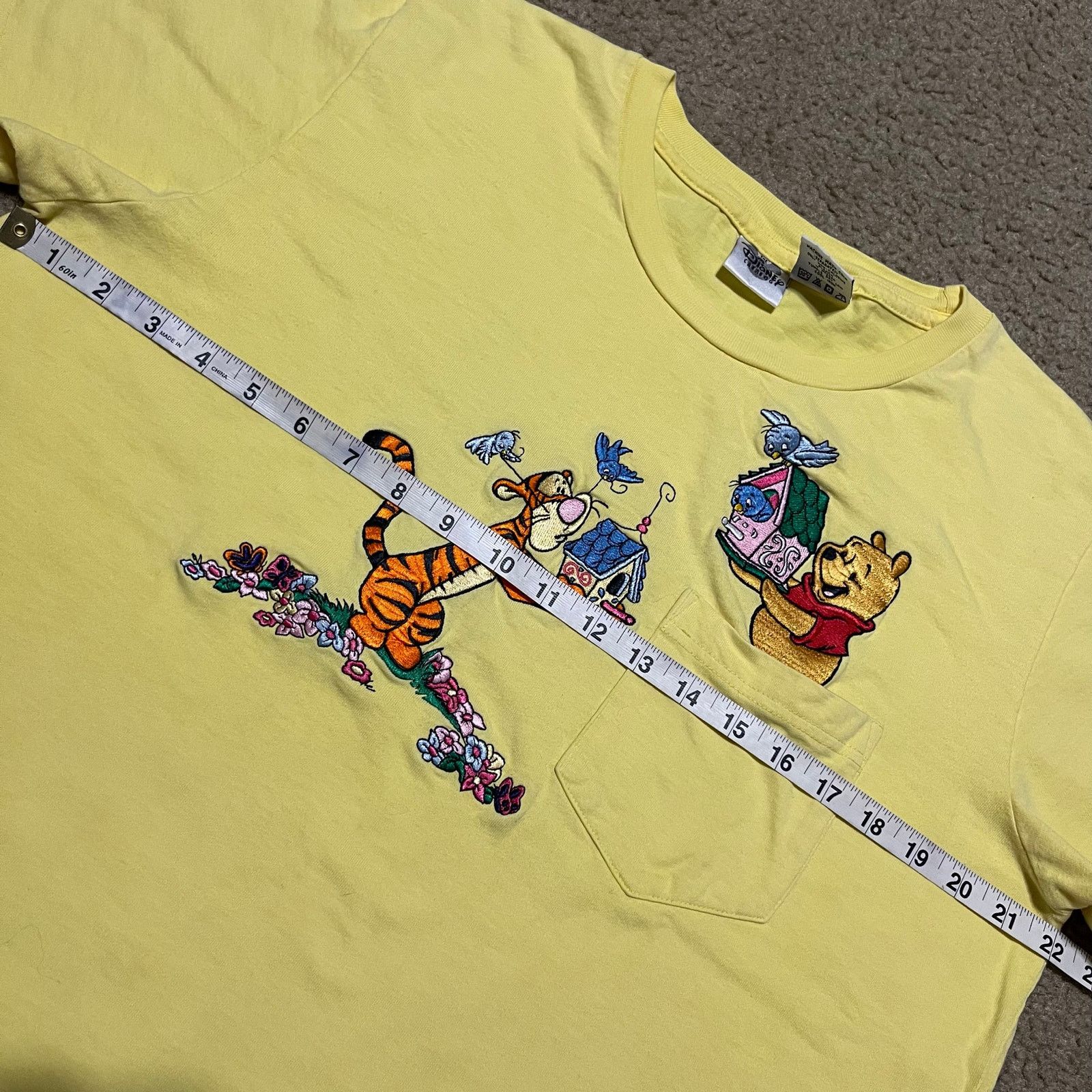 Disney Vintage Disney Winnie the Pooh Tigger Birdhouse Yellow Tee Size XL / US 12-14 / IT 48-50 - 6 Thumbnail