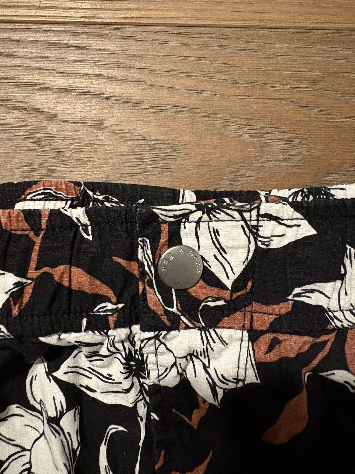 Rag & Bone Perry Pull On Floral Shorts Size US 32 / EU 48 - 2 Thumbnail