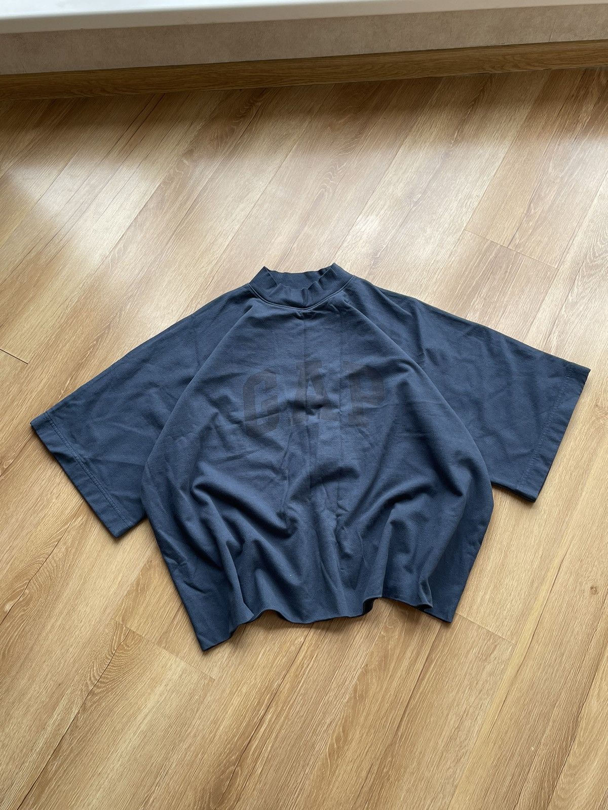 Gap × Yeezy NWT Yeezy Gap No Seam T-Shirt Tee by Balenciaga Size US S / EU 44-46 / 1 - 4 Thumbnail