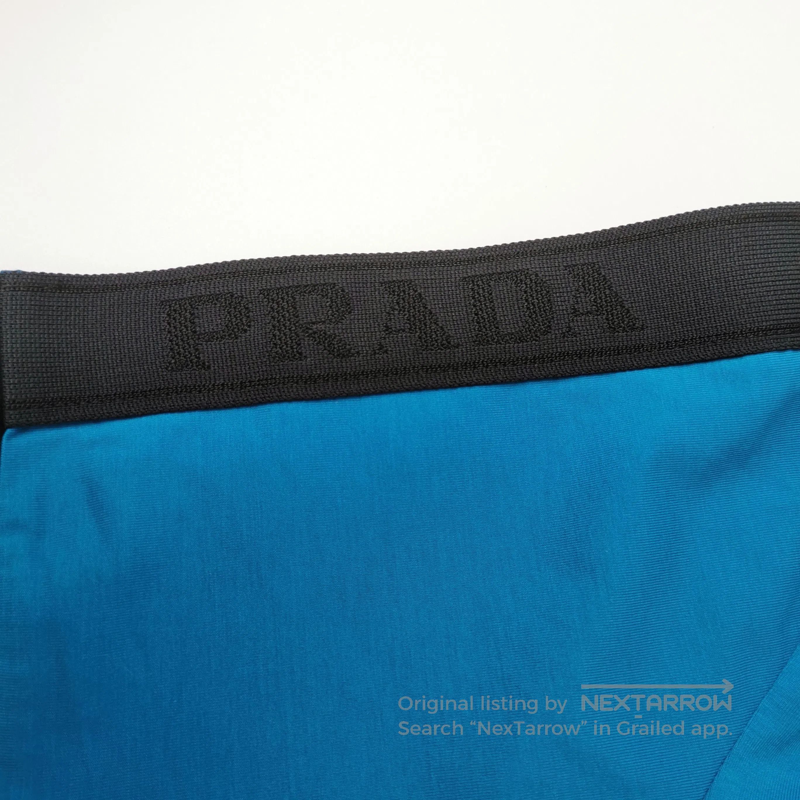 Prada Prada S Black Long. Size US L / EU 52-54 / 3 - 1 Thumbnail