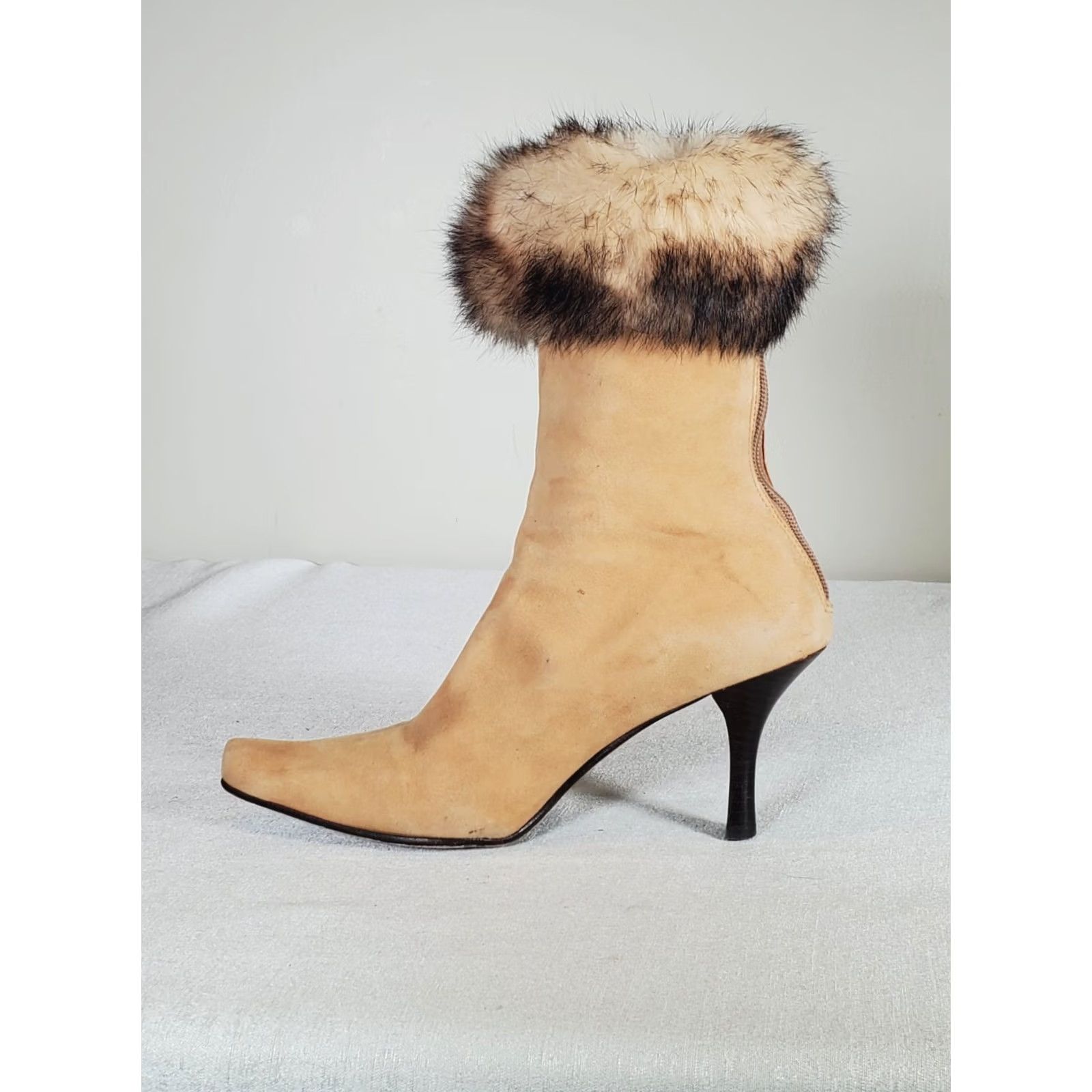 Vintage Arturo Chiang Suede Rabbit Fur Trim Back Zip Ankle Boots Snip Toe Women's US 7.5 Size US 8 / IT 38 - 3 Thumbnail