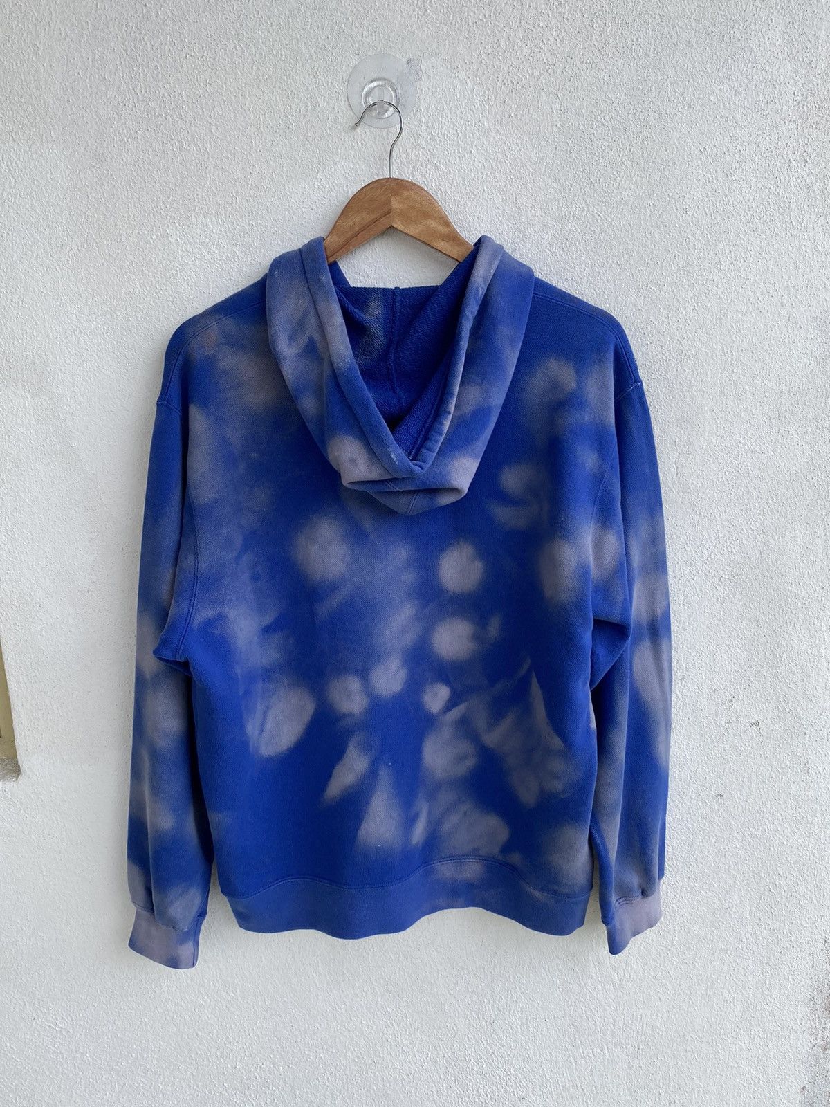 Nike × Vintage Vintage Nike Embroidered logo tie dye hoodie sweatshirt Size US L / EU 52-54 / 3 - 11 Thumbnail