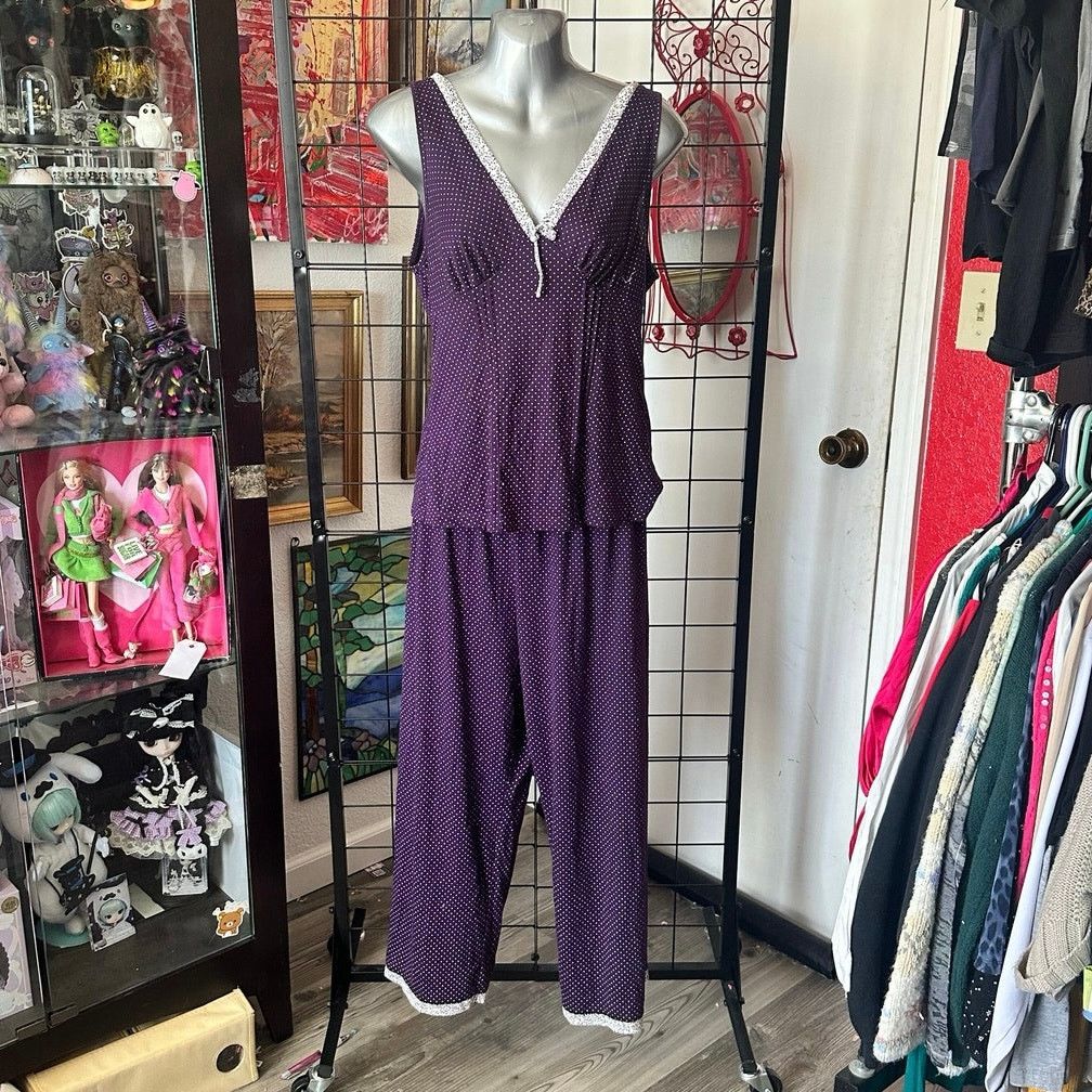 Other no brand purple and white polka dot sleepwear pajama set Size ONE SIZE - 1 Thumbnail