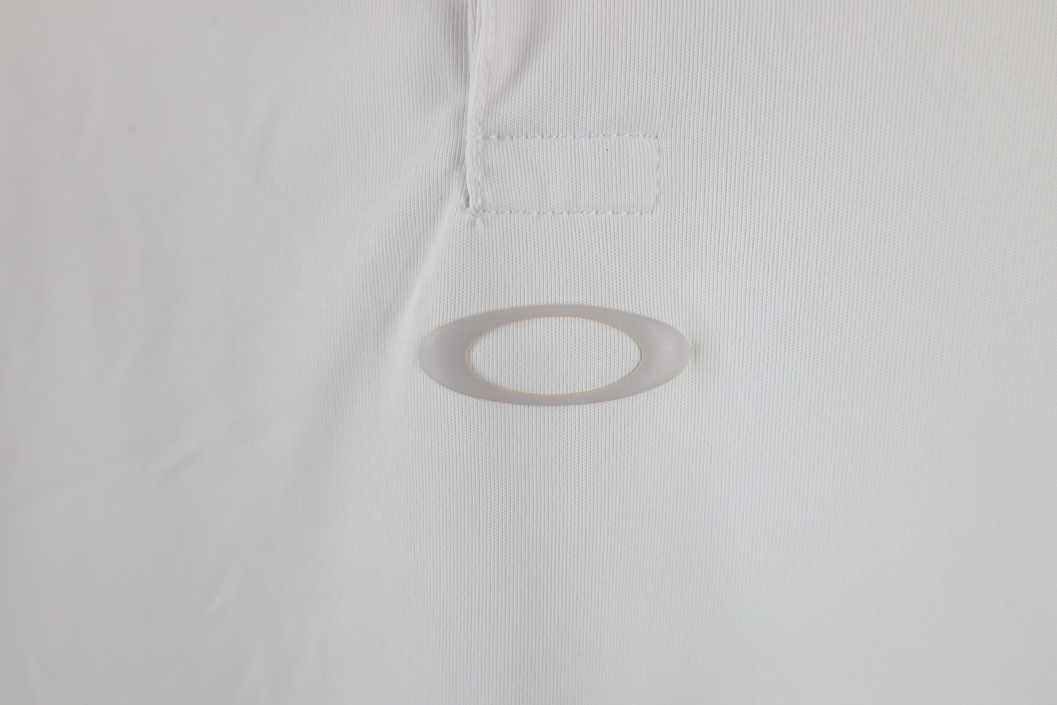 Oakley × Vintage Vintage Oakley Spell Out Vented Collared Polo Shirt White Size US L / EU 52-54 / 3 - 4 Thumbnail