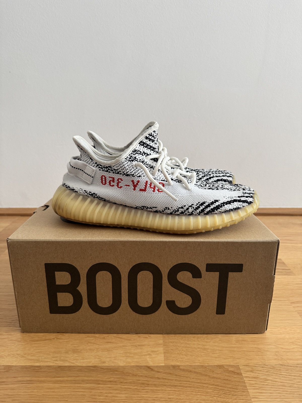 Adidas × Yeezy adidas Yeezy Boost 350 V2 Zebra Size US 9 / EU 42 - 5 Thumbnail