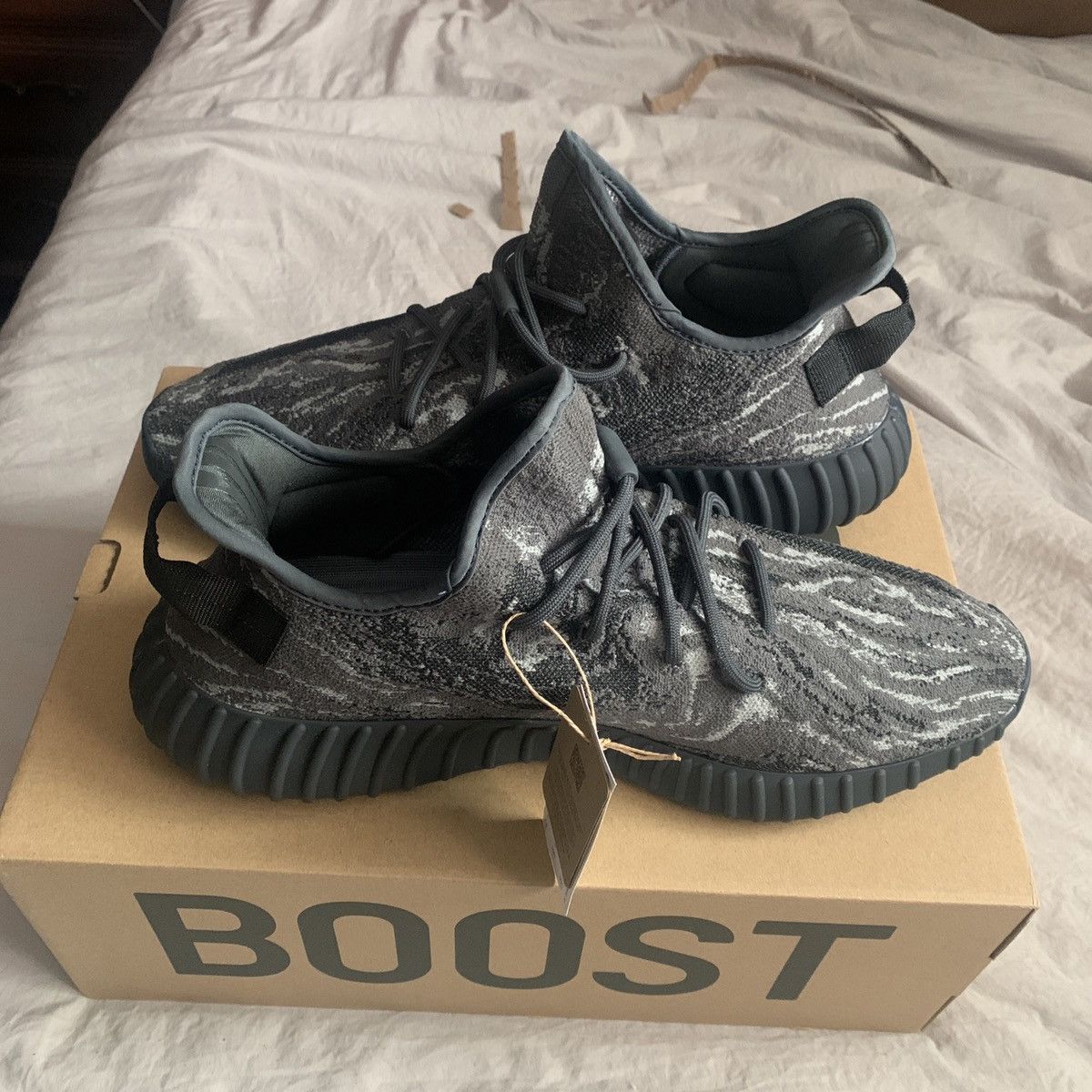 tenis adidas yeezy salt