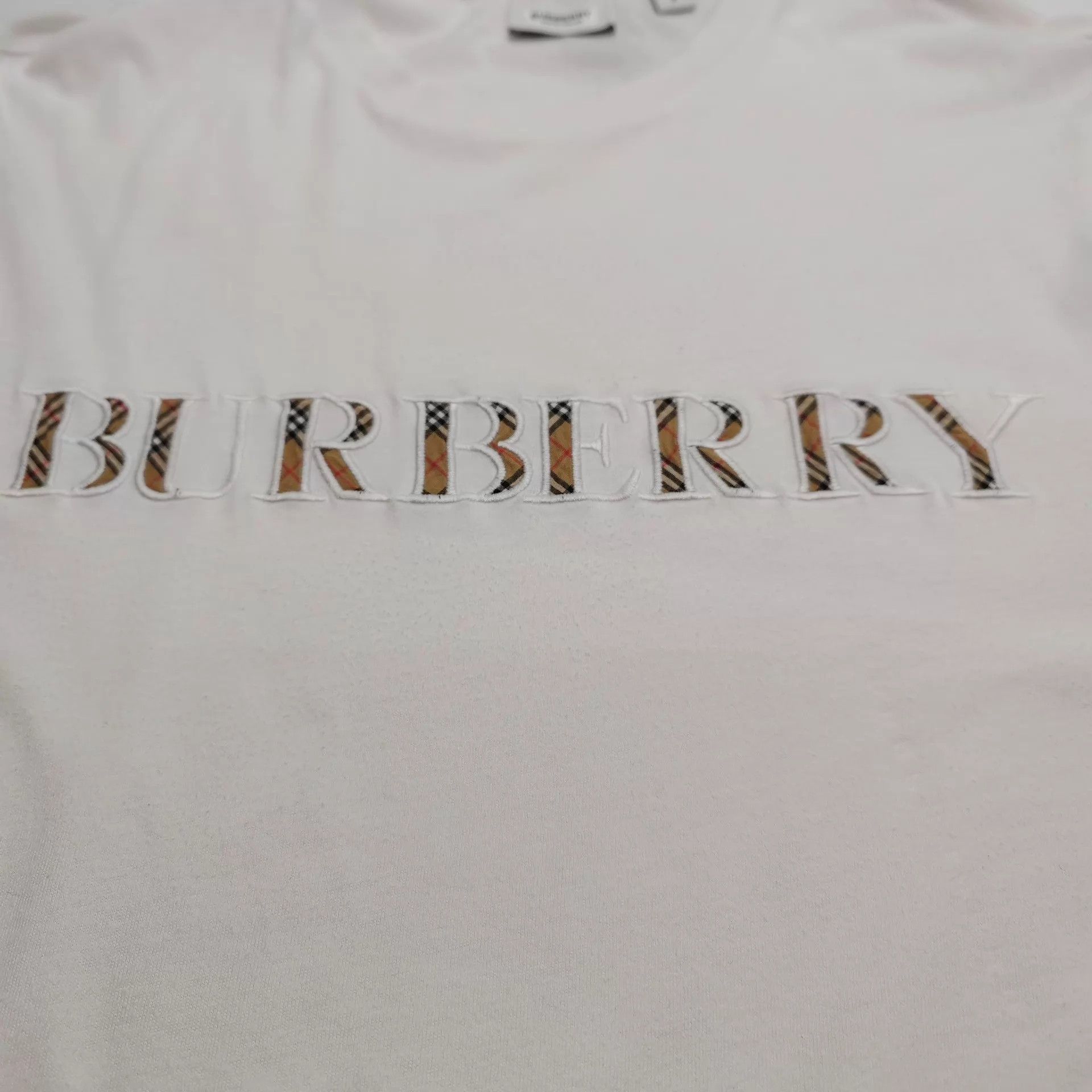 Burberry Burberry White Logo Short Sleeve T-Shirt S 99 New Size S / US 4 / IT 40 - 8 Thumbnail