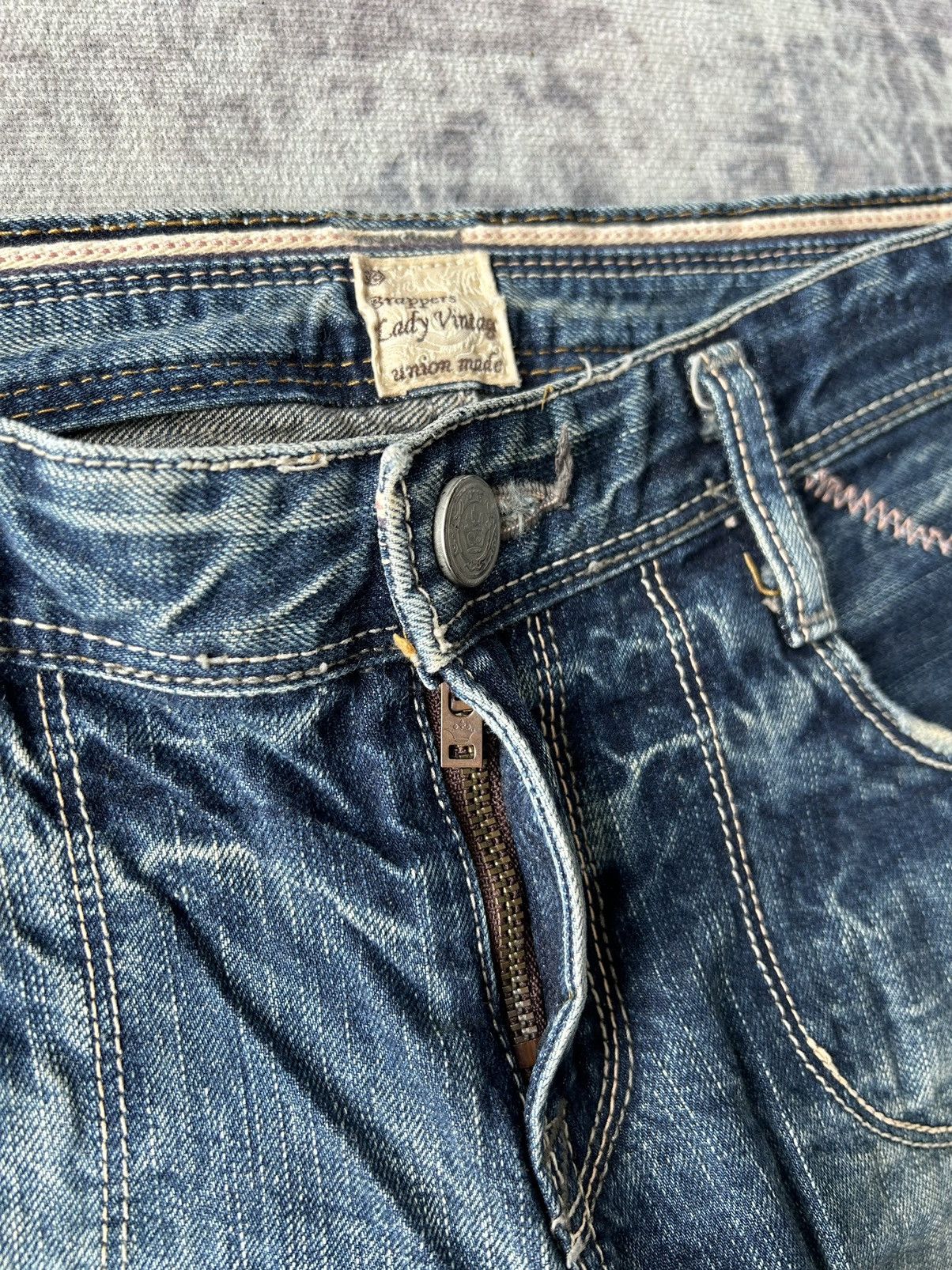 If Six Was Nine Flared Design By Lady Vintage Jeans Size 30" / US 8 / IT 44 - 11 Thumbnail