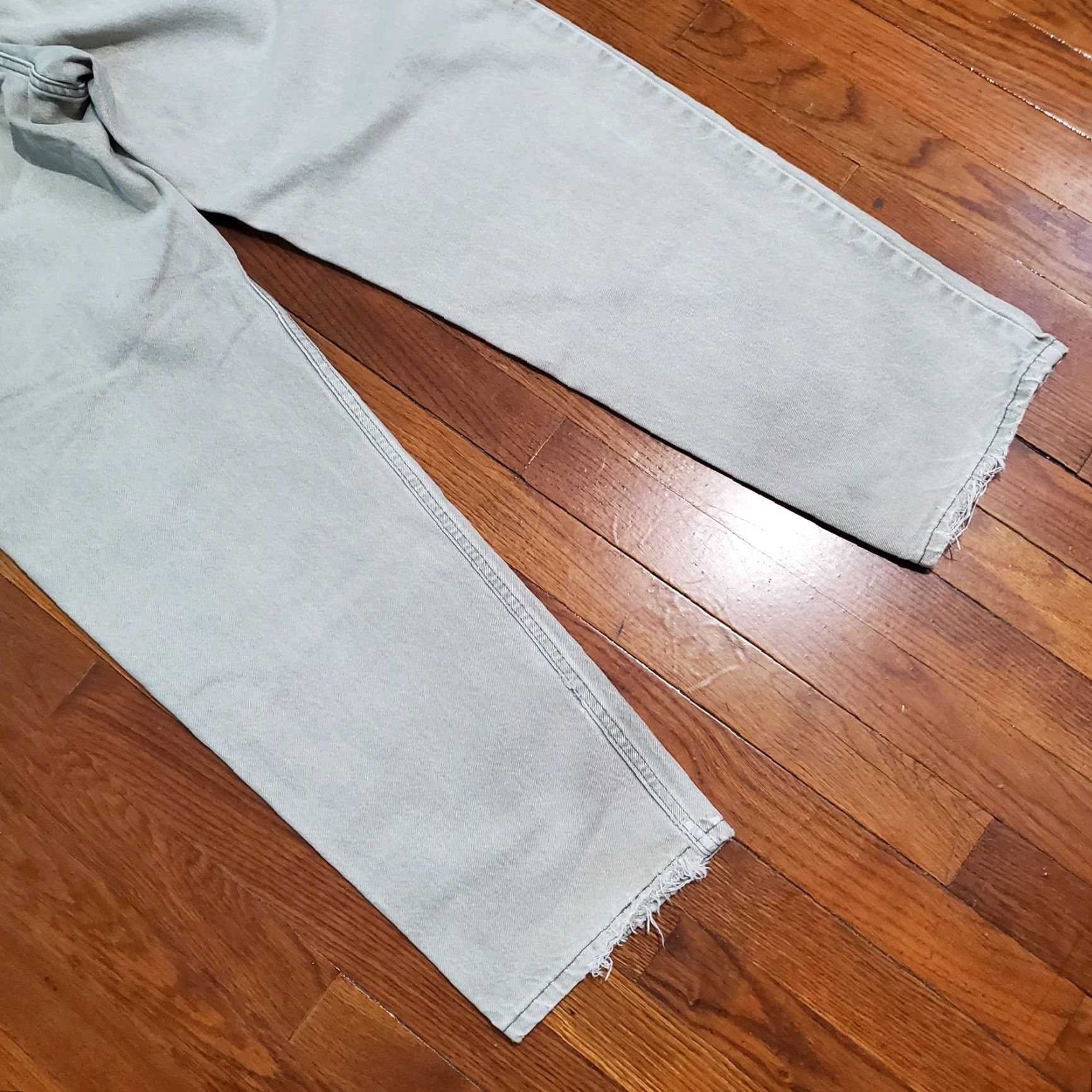 Levi's VINTAGE Levi's Jeans 550 Mens 38x32 Beige Denim Relaxed Fit USA 90s Cowboy USA Classic 5-Pocket Mens Jeans Size US 38 / EU 54 - 2 Thumbnail