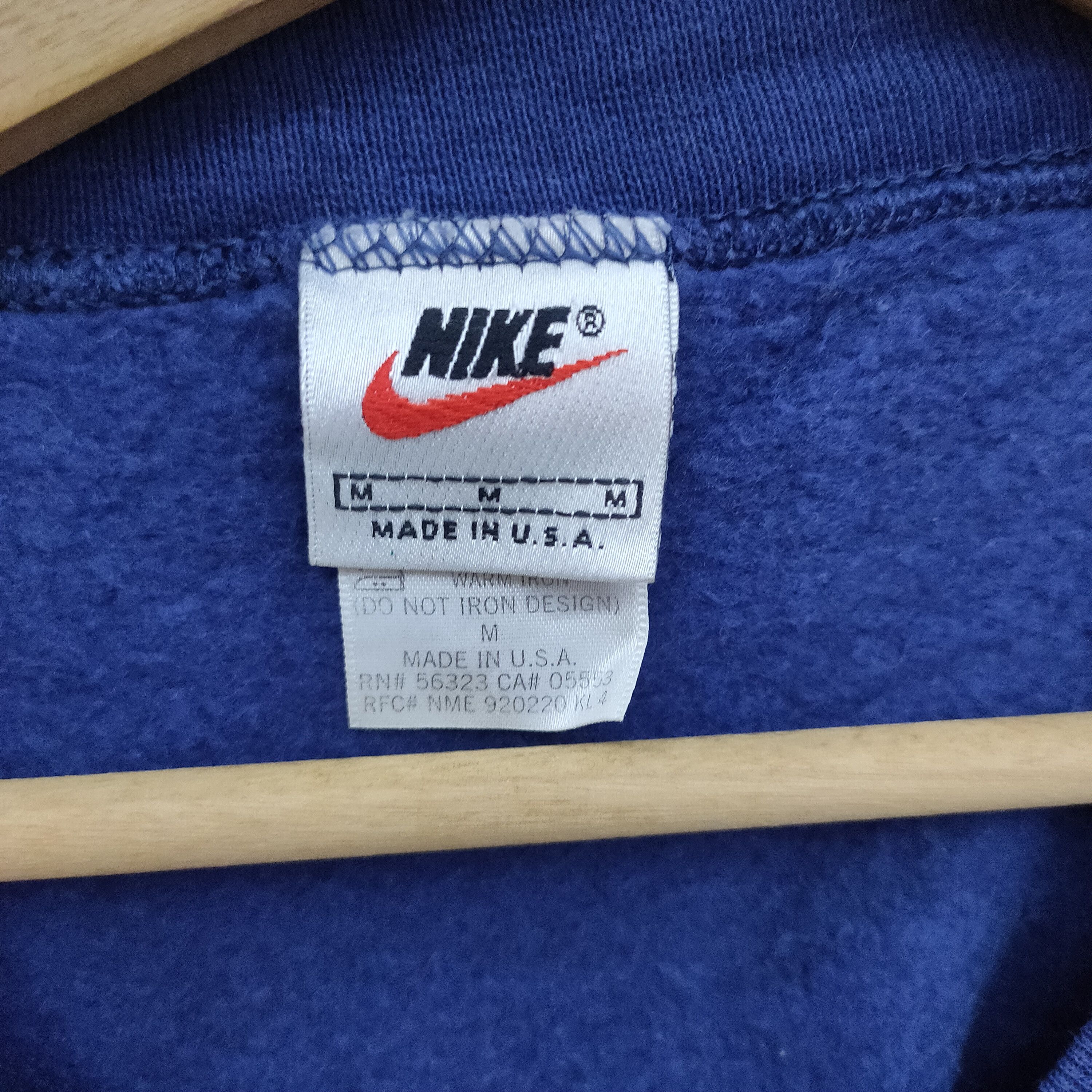 Nike × Vintage × Vision Streetwear Vintage 90s Nike Sweatshirt Niketown Size US M / EU 48-50 / 2 - 6 Thumbnail
