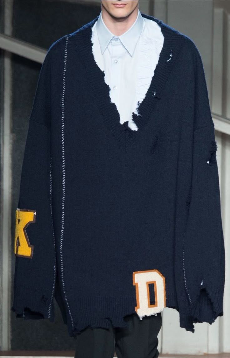 Raf Simons GRAIL 2016 Oversized Navy Varsity Distressed Sweater Size US XXL / EU 58 / 5 - 2 Thumbnail