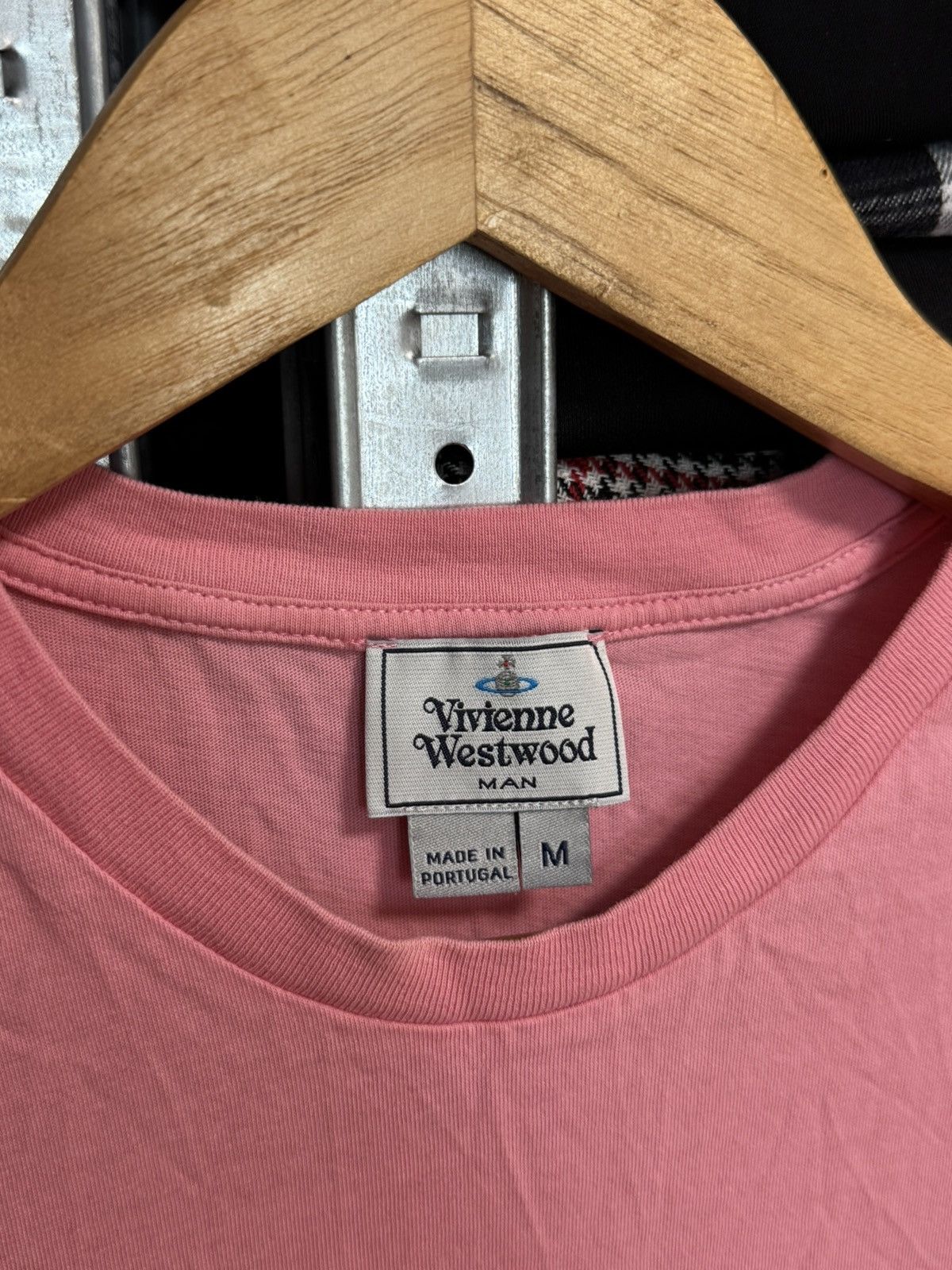 Vivienne Westwood Vivienne Westwood Man Orb Logo T-Shirt Light Pink Size M Size US M / EU 48-50 / 2 - 4 Thumbnail
