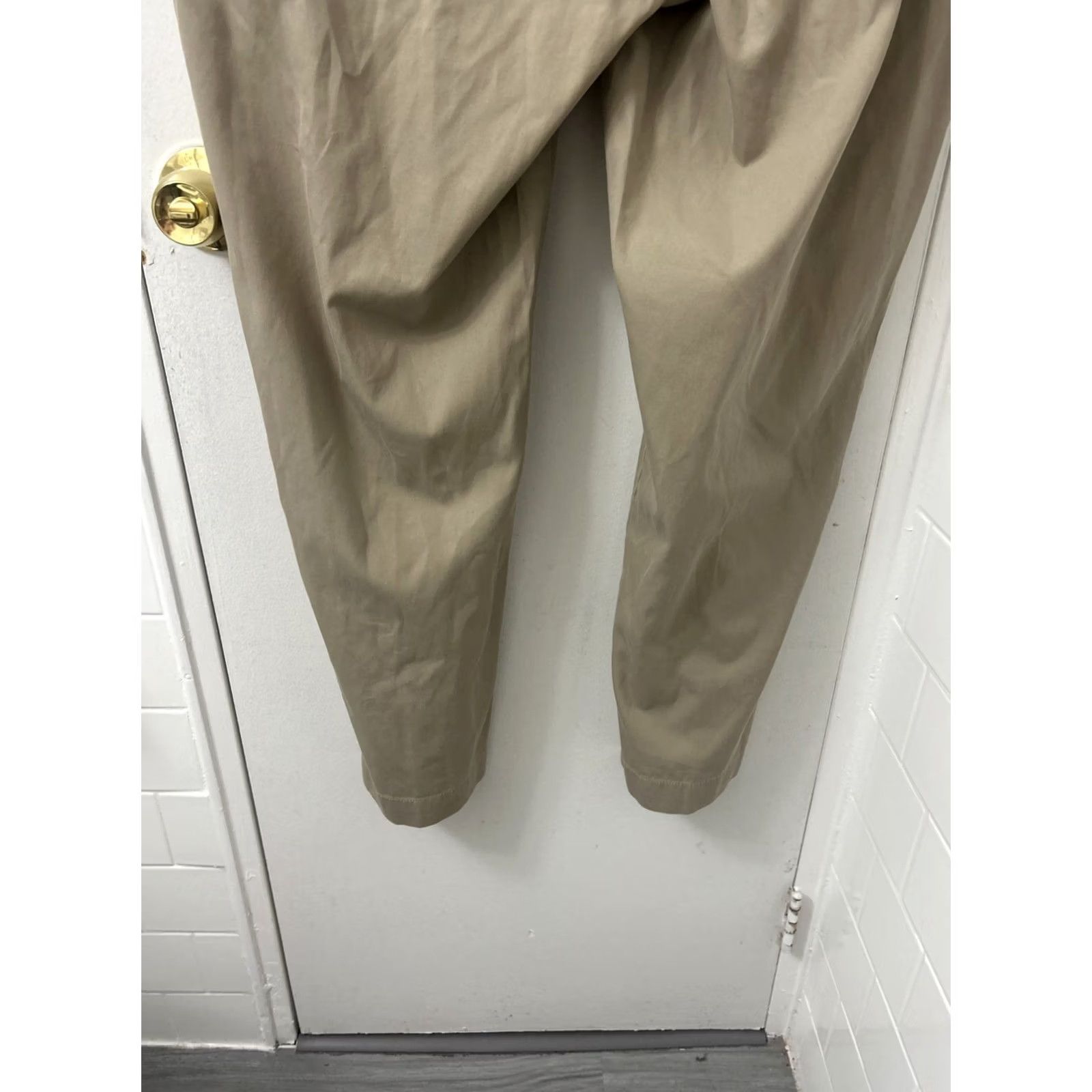 Polo Ralph Lauren VINTAGE Polo Ralph Lauren Chino Pants Mens 40x30 Beige Straight Leg Trousers NBA? Size US L / EU 52-54 / 3 - 7 Thumbnail