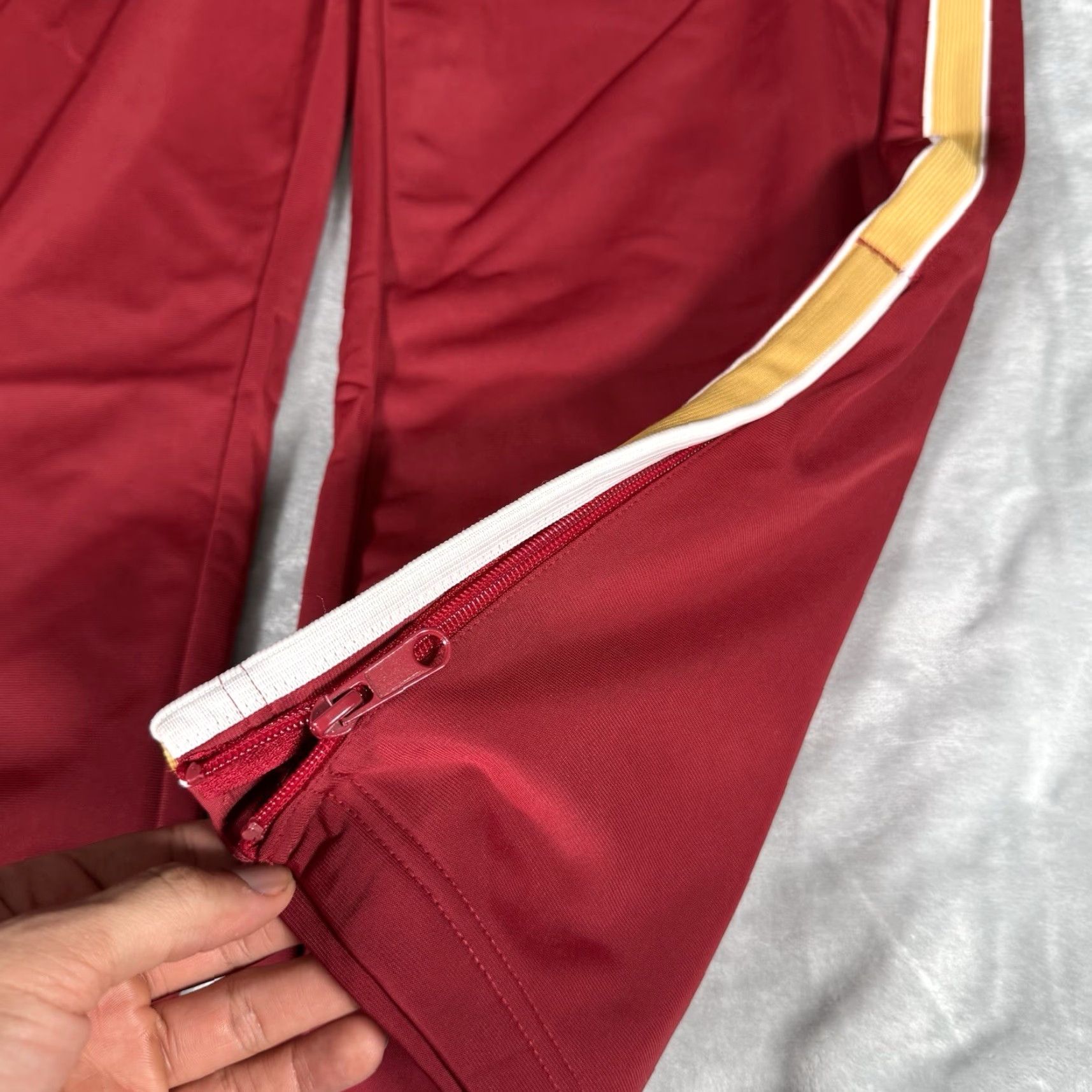 Vintage VINTAGE Urban Up Track Pants Mens L Oversized Wide Leg Red 28” Inseam 28” Polyester Blended Fabric Retro Activewear Drawstring Size US 33 - 3 Thumbnail