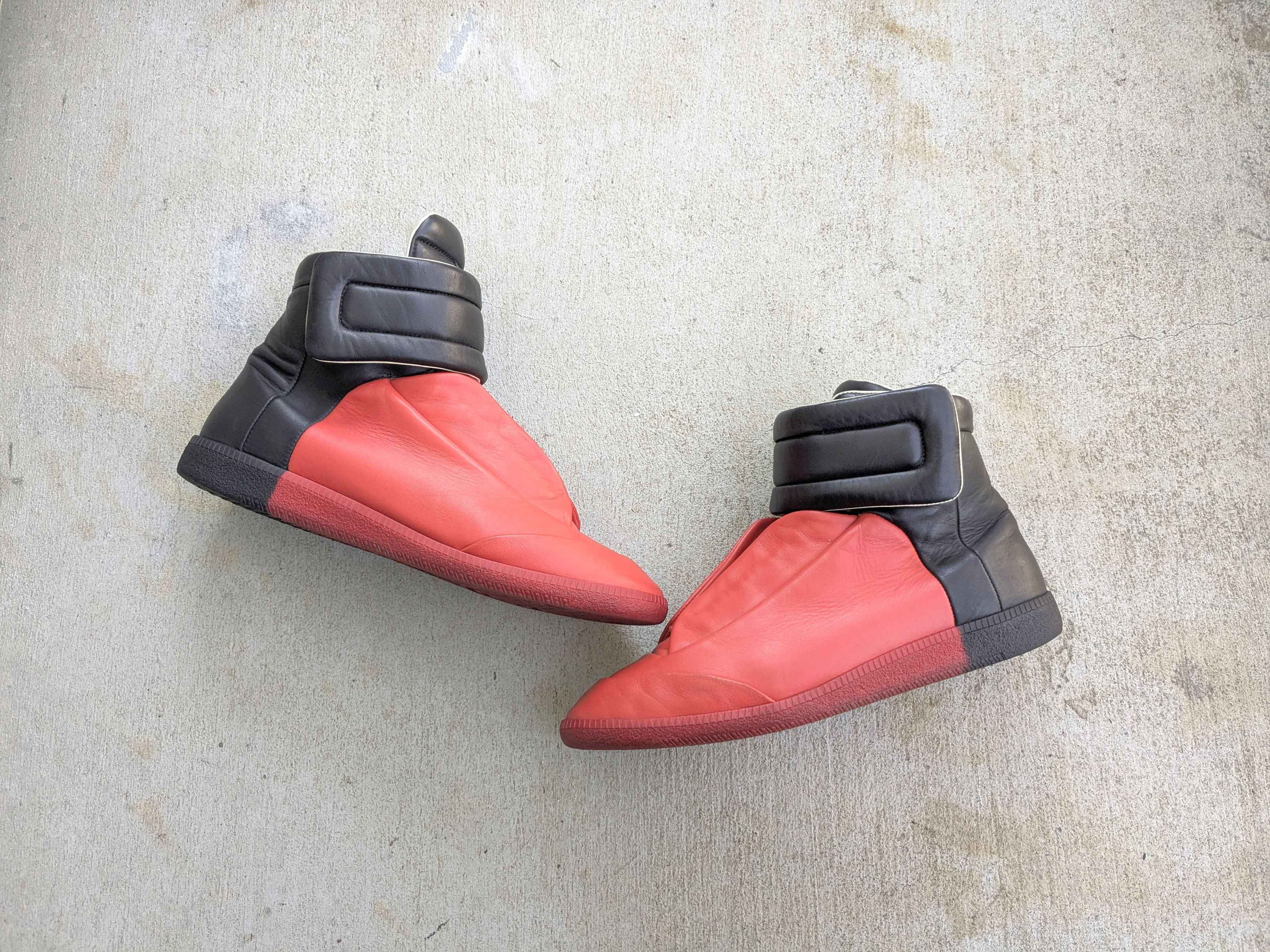 Maison Margiela Maison Margiela Future Red Black 9 42 Leather High Tops Size US 9 / EU 42 - 1 Thumbnail