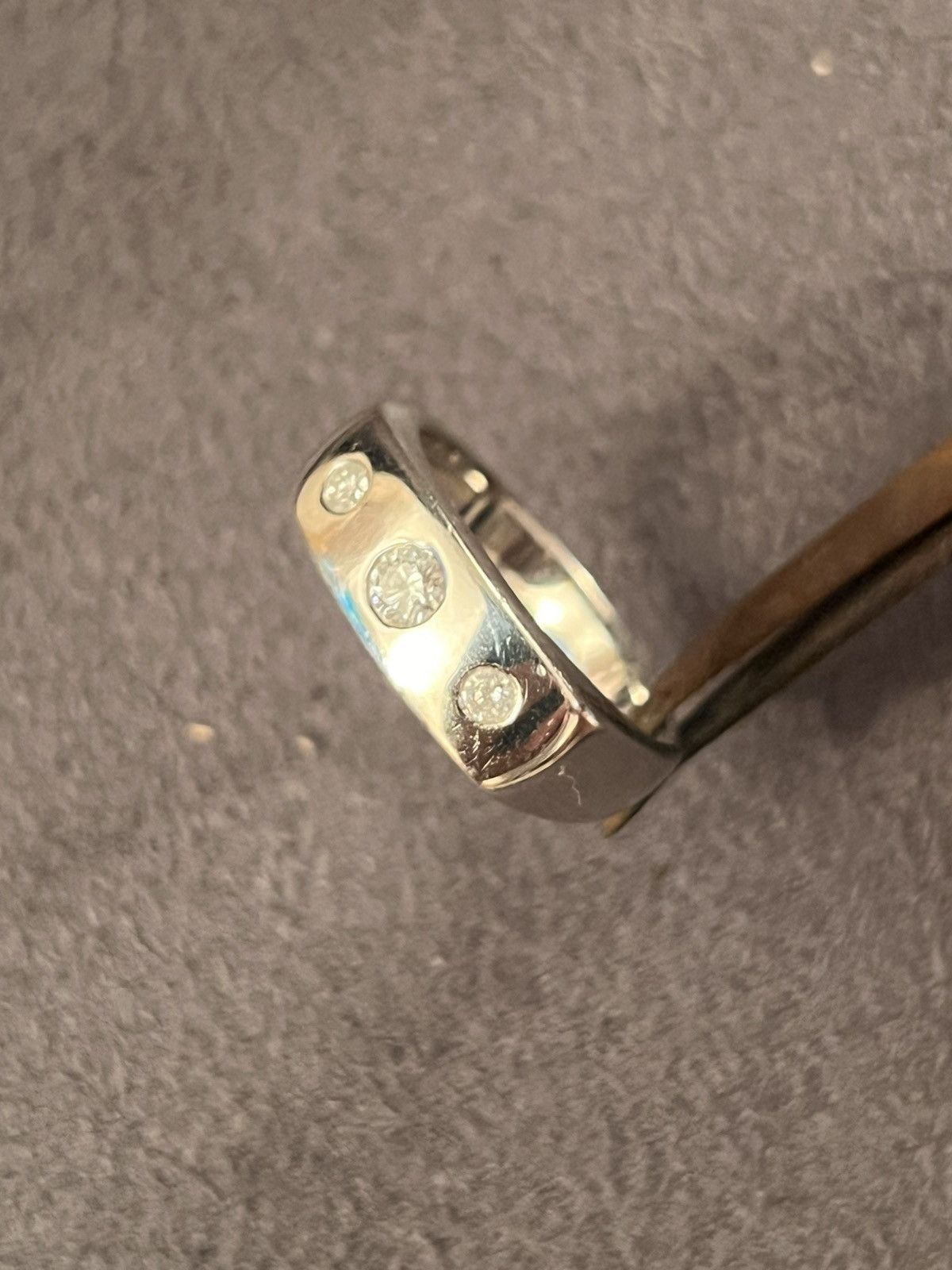 Vintage 3 Genuine Diamond Stoned Ring Size ONE SIZE - 3 Thumbnail