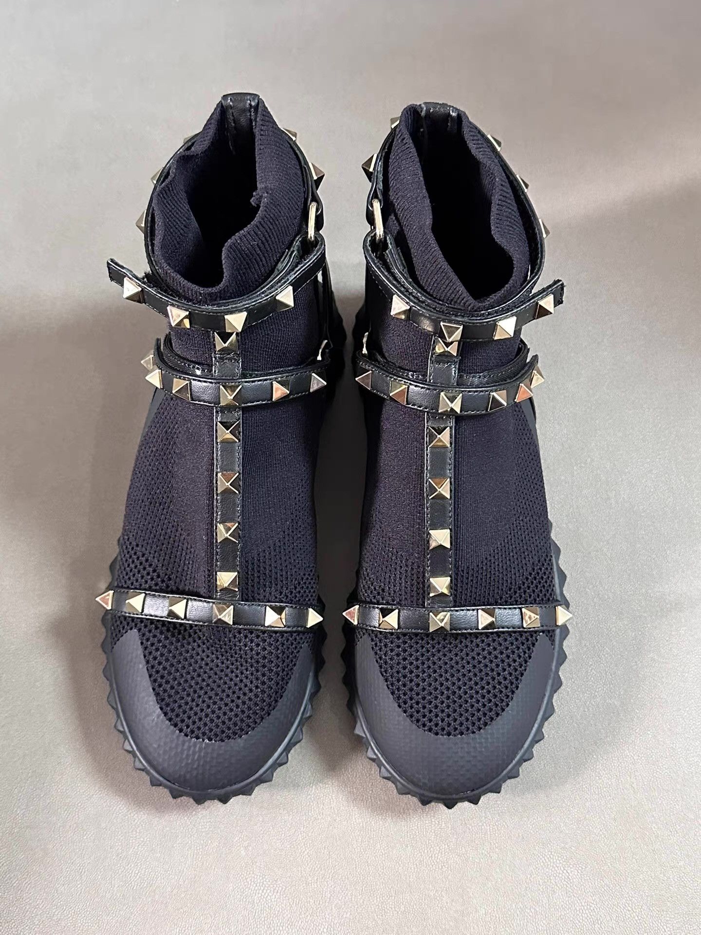 Valentino Valentino Rockstud Ankle Boots Ｑ20 Size US 6 / IT 36 - 1 Thumbnail