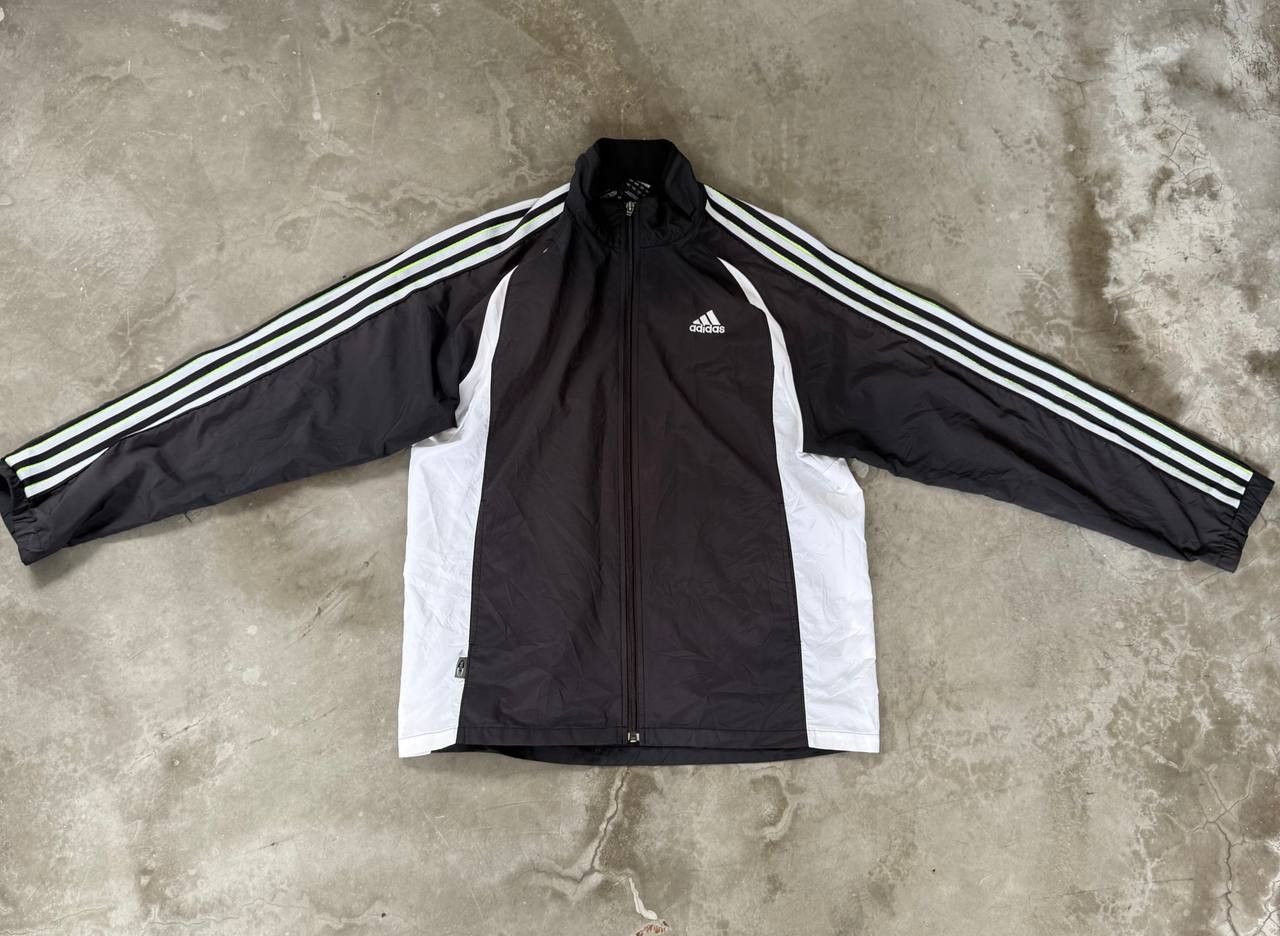Adidas Vintage Adidas Windbreaker/ Jacket Size US L / EU 52-54 / 3 - 2 Thumbnail