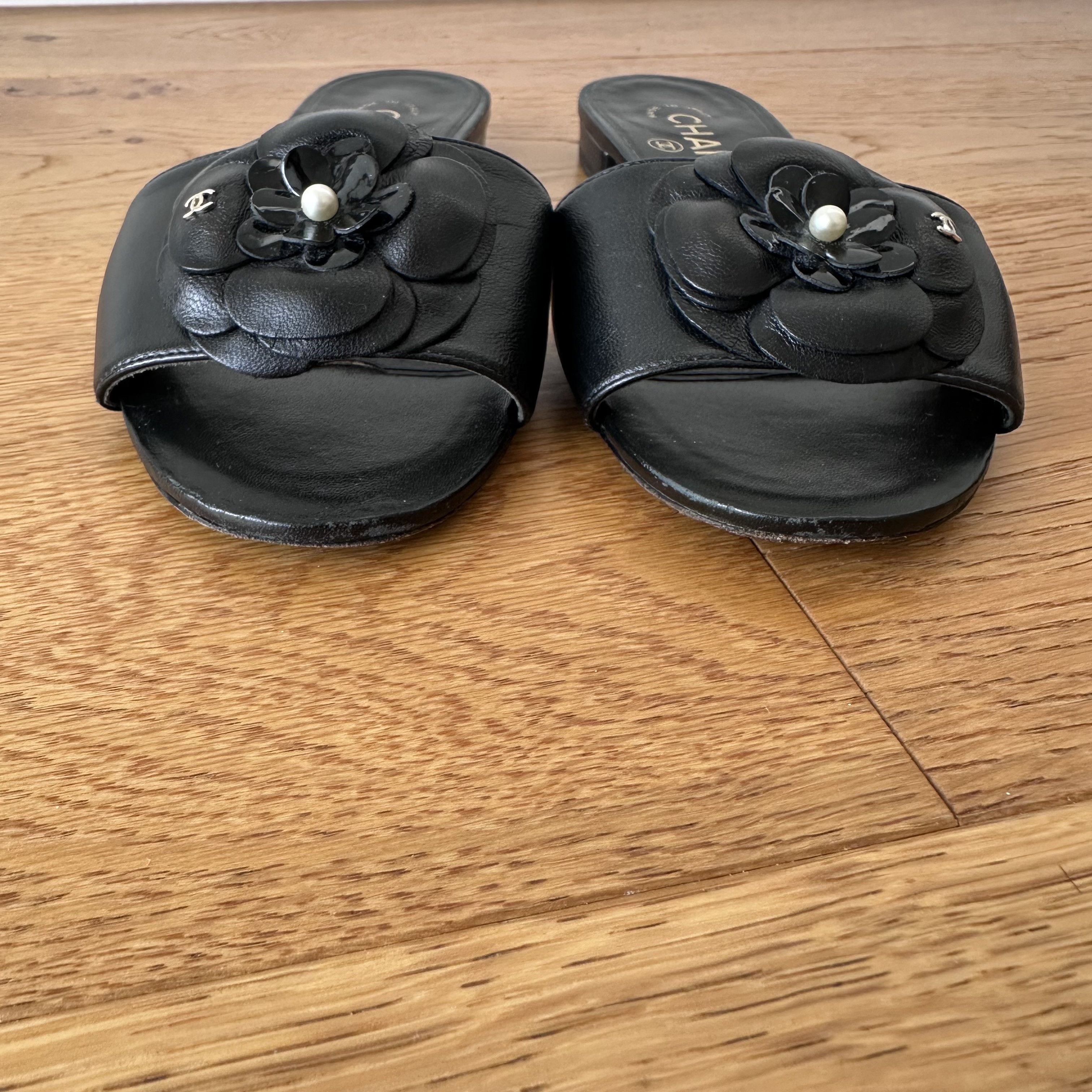 Chanel CHANEL Camelia flat sandals shoes Size US 6 / IT 36 - 9 Thumbnail