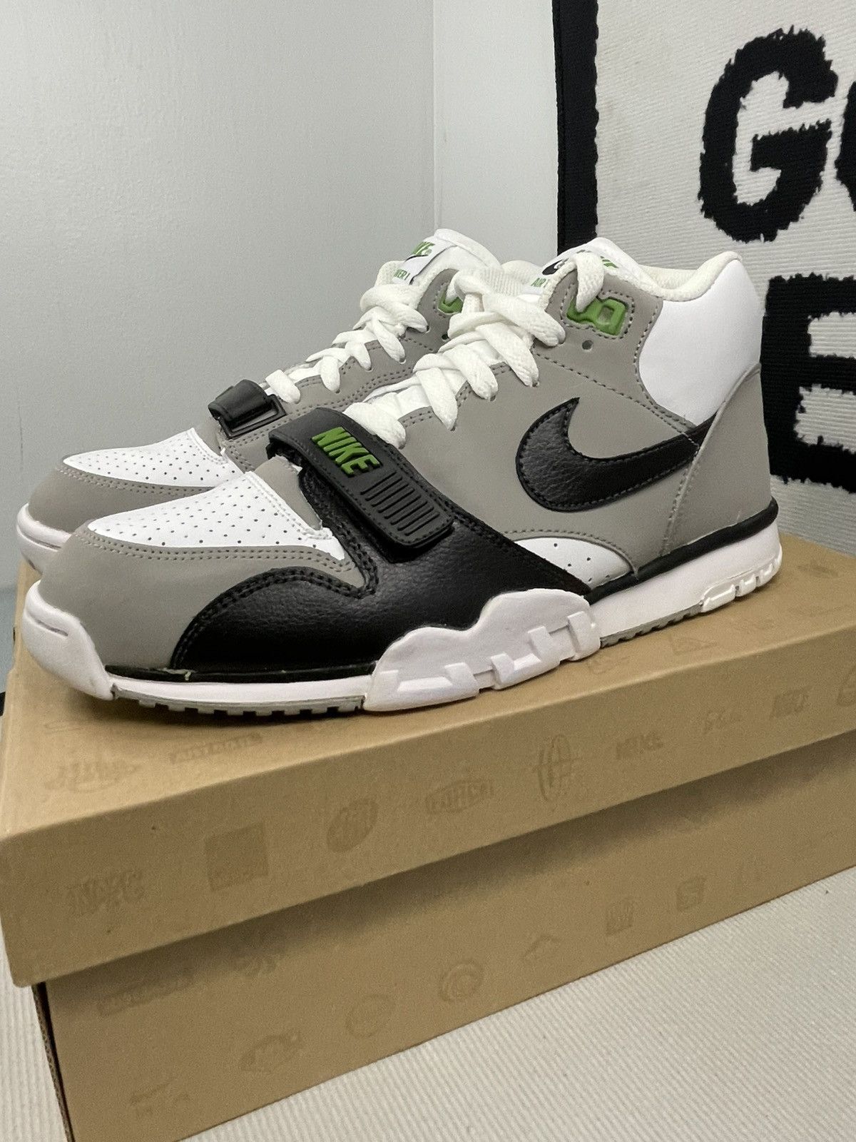 Nike Nike Air Trainer 1 Mid Premium Chlorophyll 2008 Men Size 10 Size US 10 / EU 43 - 1 Thumbnail