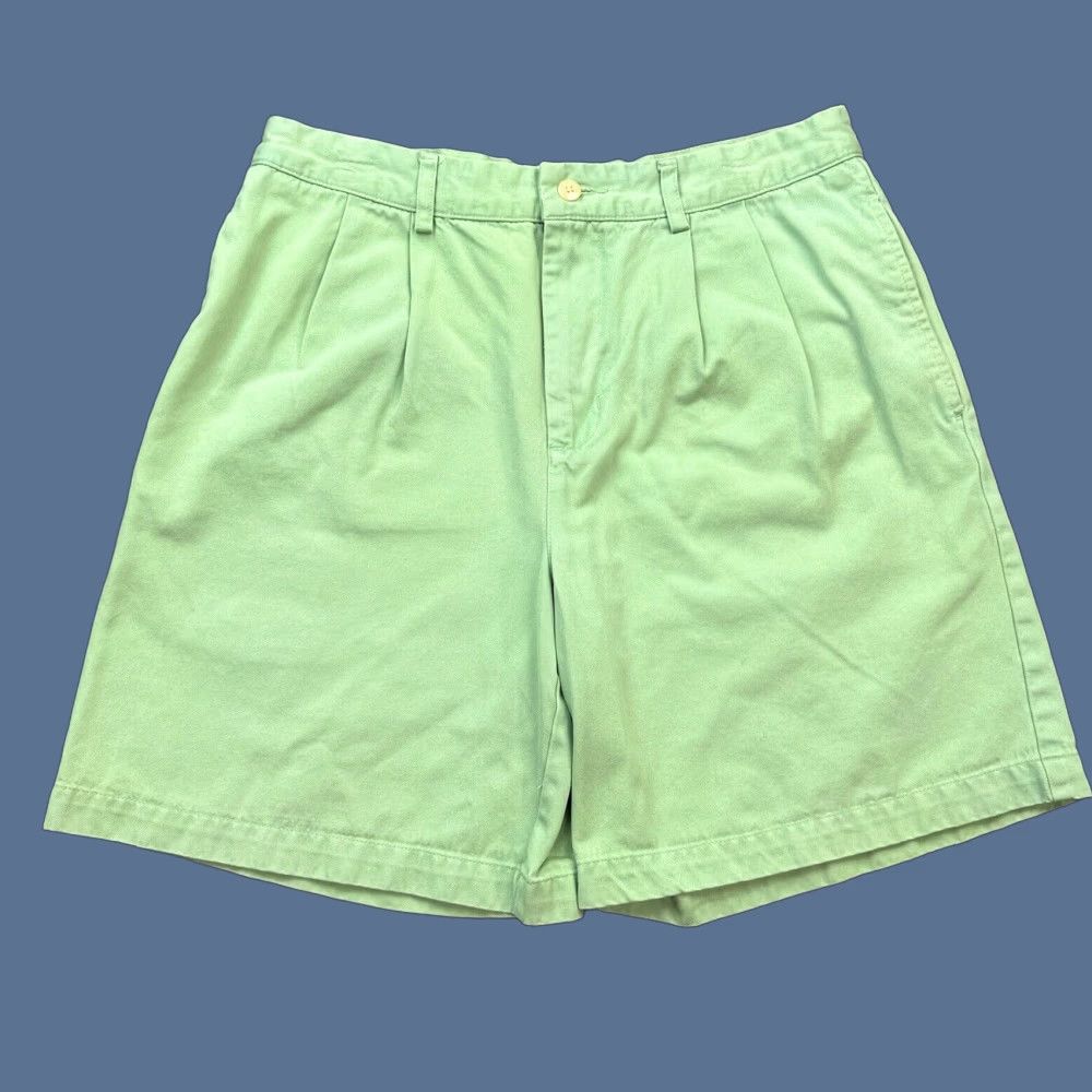 Vineyard Vines Vineyard Vines Shorts Mens Size 32 Green Chino Club Flat Front Casual Preppy Size US 32 / EU 48 - 1 Thumbnail
