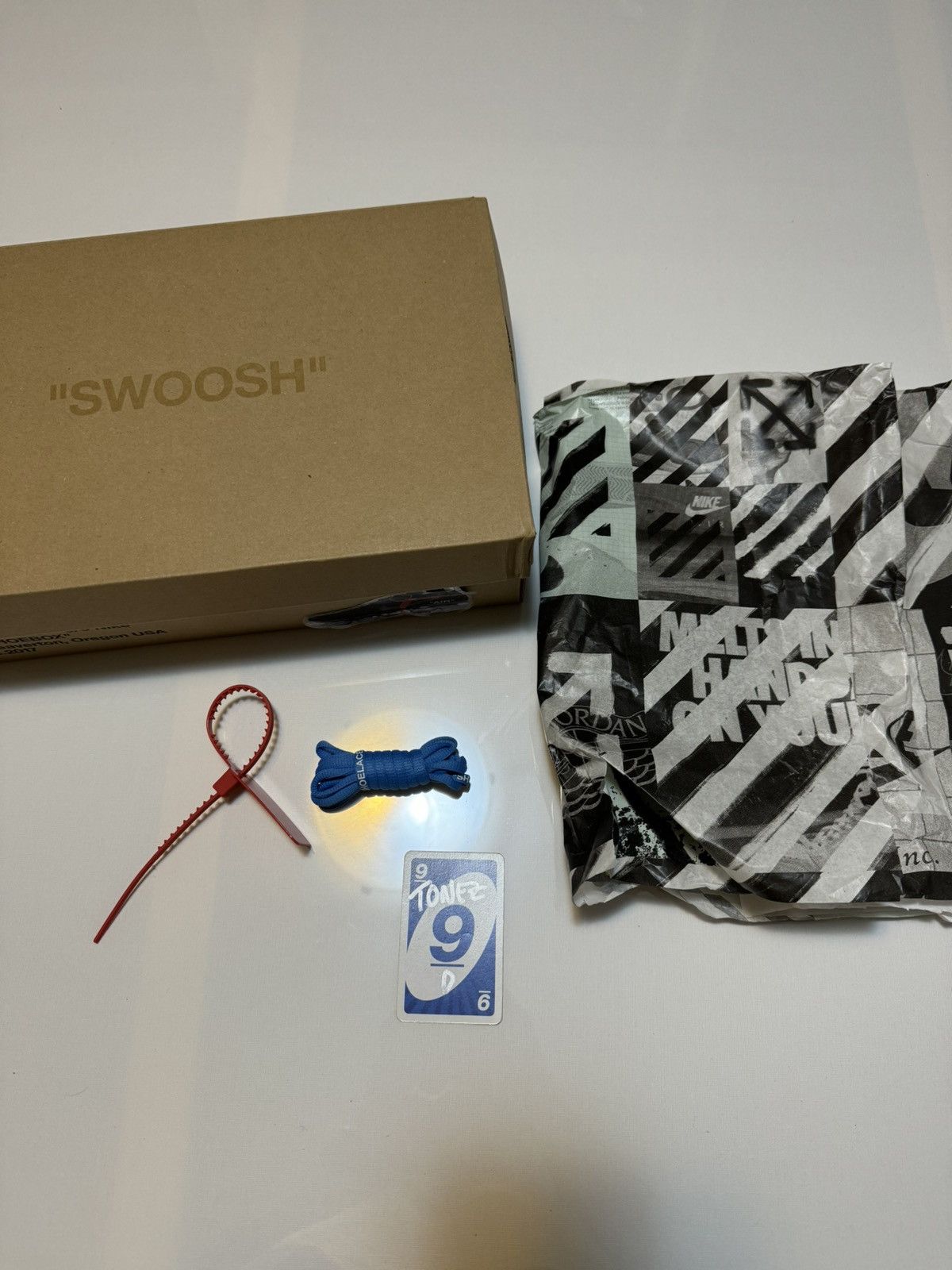 Nike × Off-White Nike Off White Air VaporMax Size US 10 / EU 43 - 13 Thumbnail