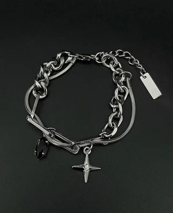 Jewelry Silver Chain Link Bracelet with Star Charms Size ONE SIZE - 4 Thumbnail