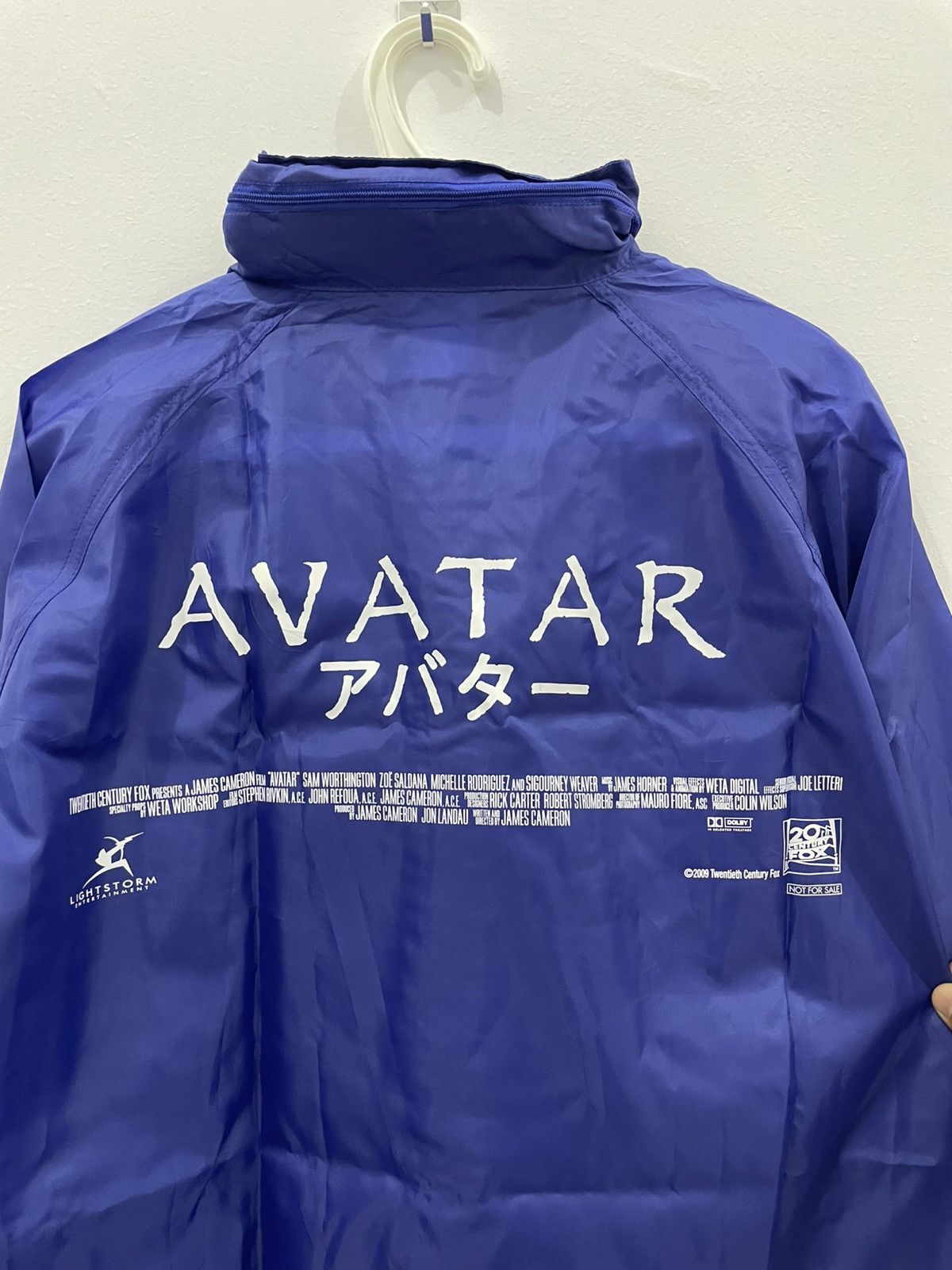 Other 2009 Avatar Officials Merchandise Size US L / EU 52-54 / 3 - 2 Thumbnail