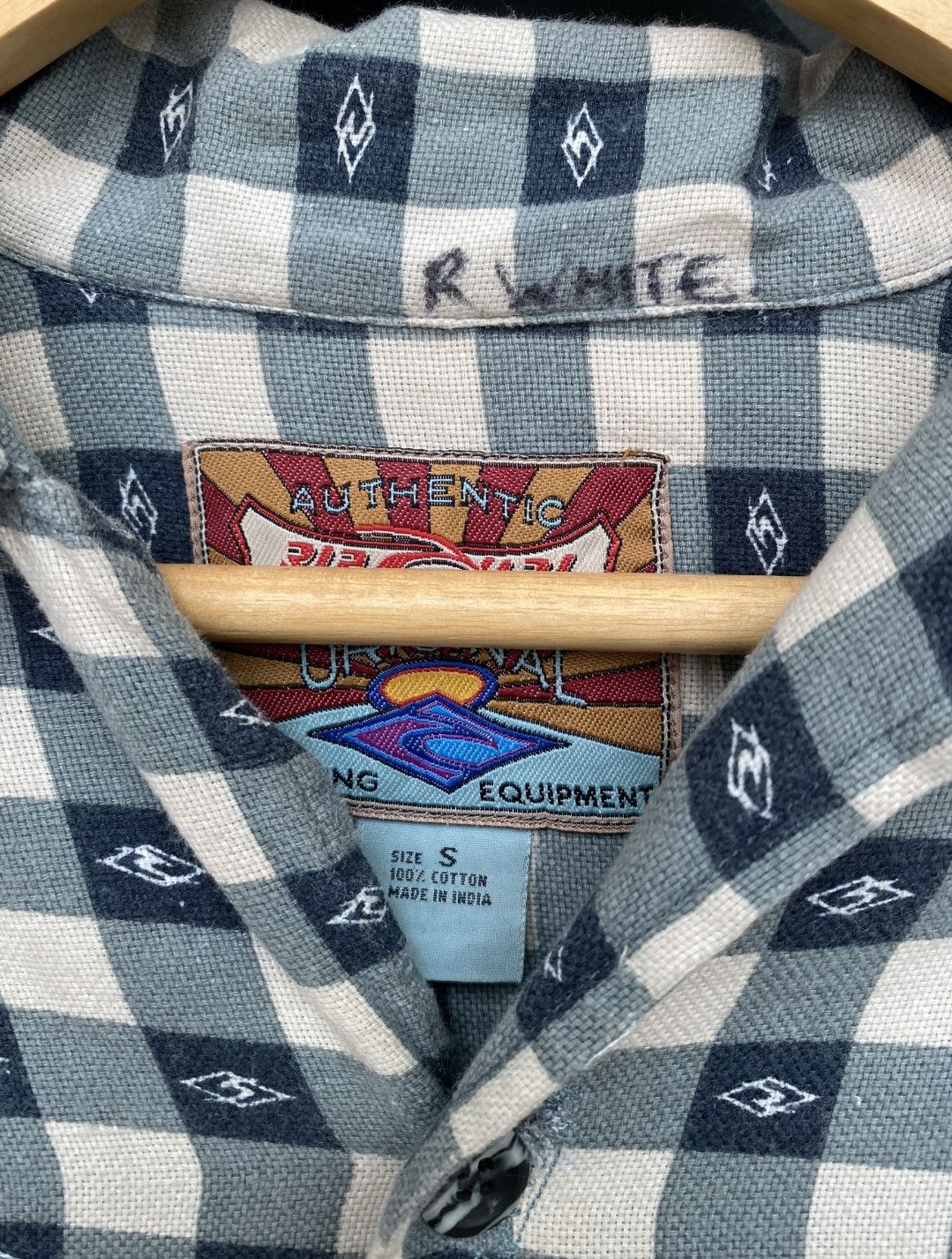 Rip Curl × Ripcurl × Vintage Vintage Rip Curl Flannel Printed Shirts Size US S / EU 44-46 / 1 - 9 Thumbnail