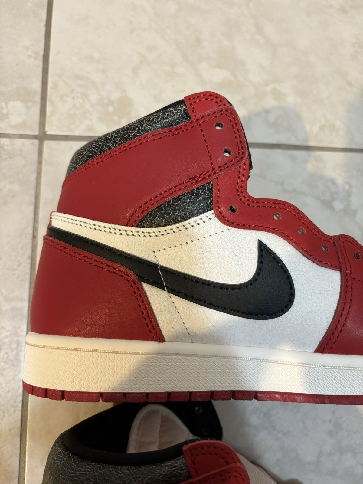 Jordan Brand new Air Jordan 1 Retro High OG Chicago Lost and Found shoes Size US 9.5 / EU 42-43 - 7 Thumbnail