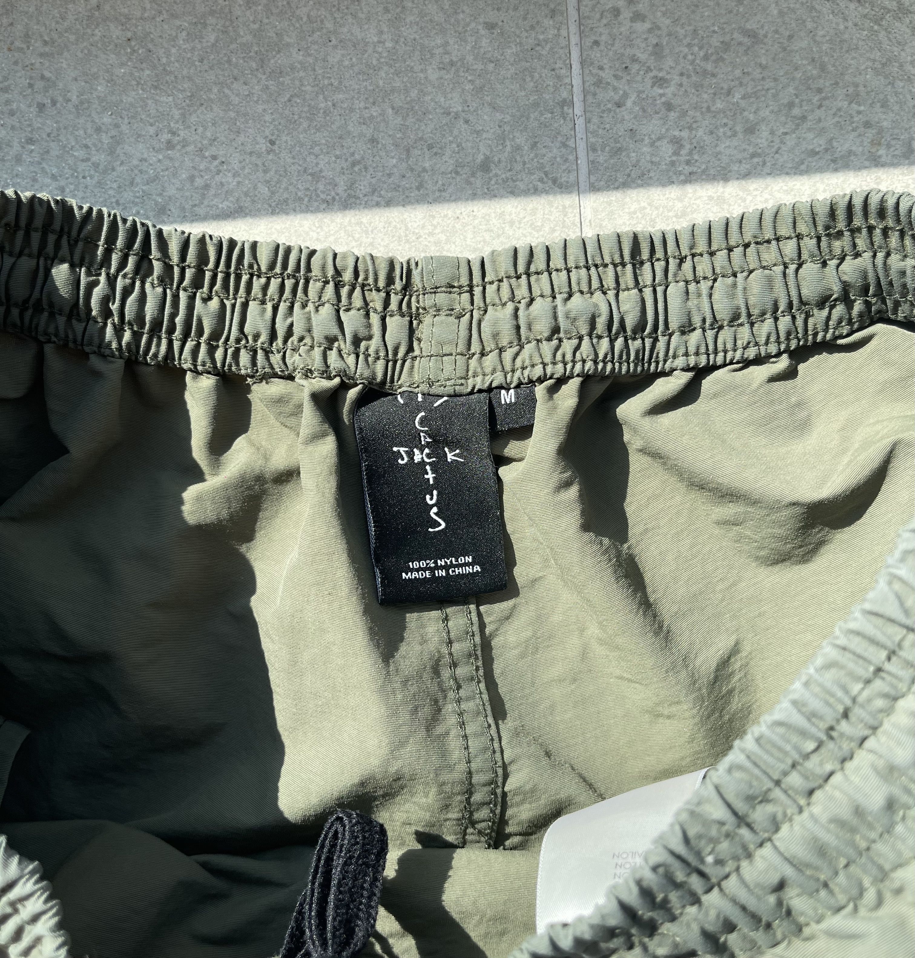 Travis Scott Travis Scott Cactus Jack Fragment Olive Imagination Shorts Size US 32 / EU 48 - 8 Thumbnail