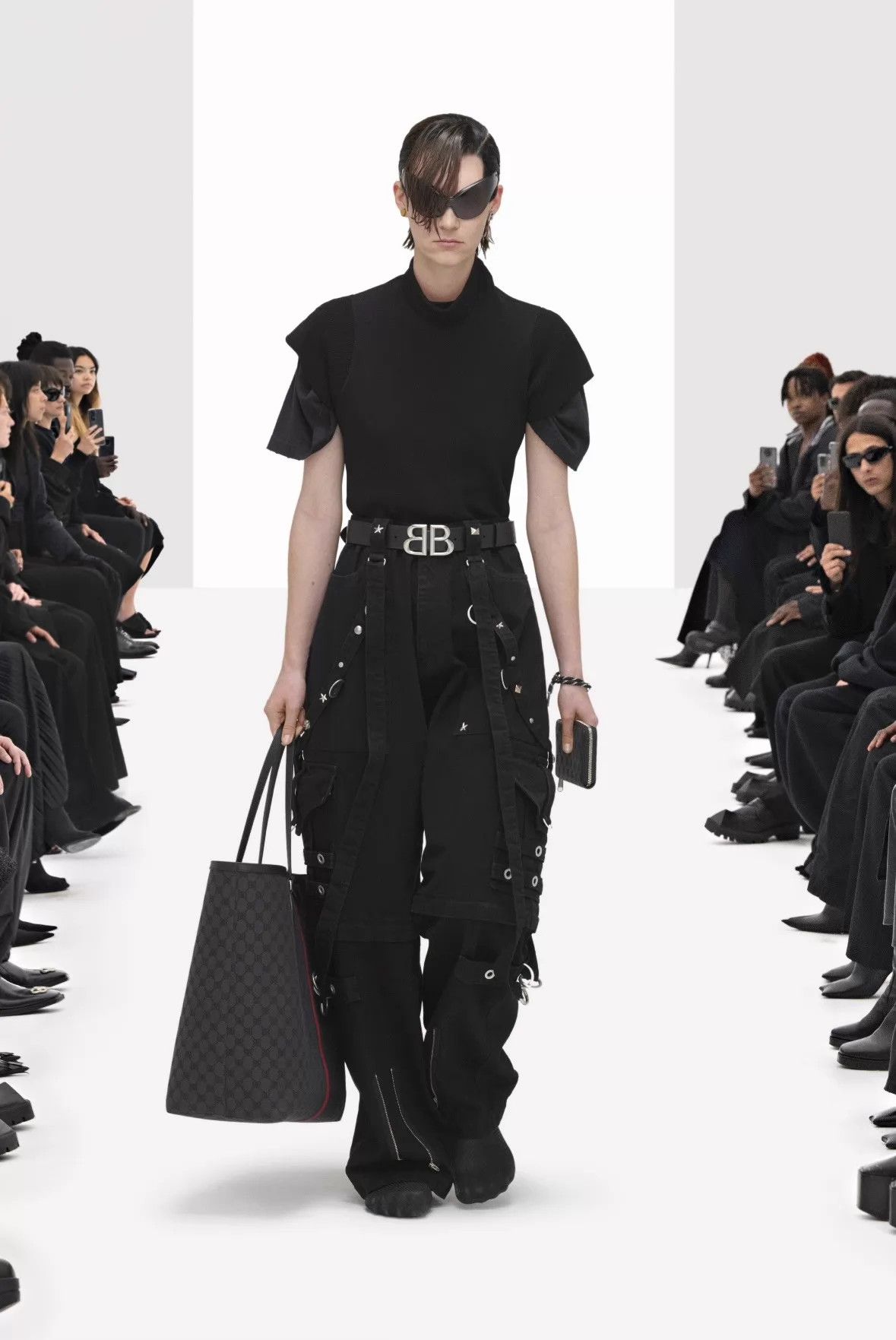 Balenciaga Balenciaga 22SS Runway Rivet Zip Raver Black Jeans Size US 28 / EU 44 - 8 Thumbnail