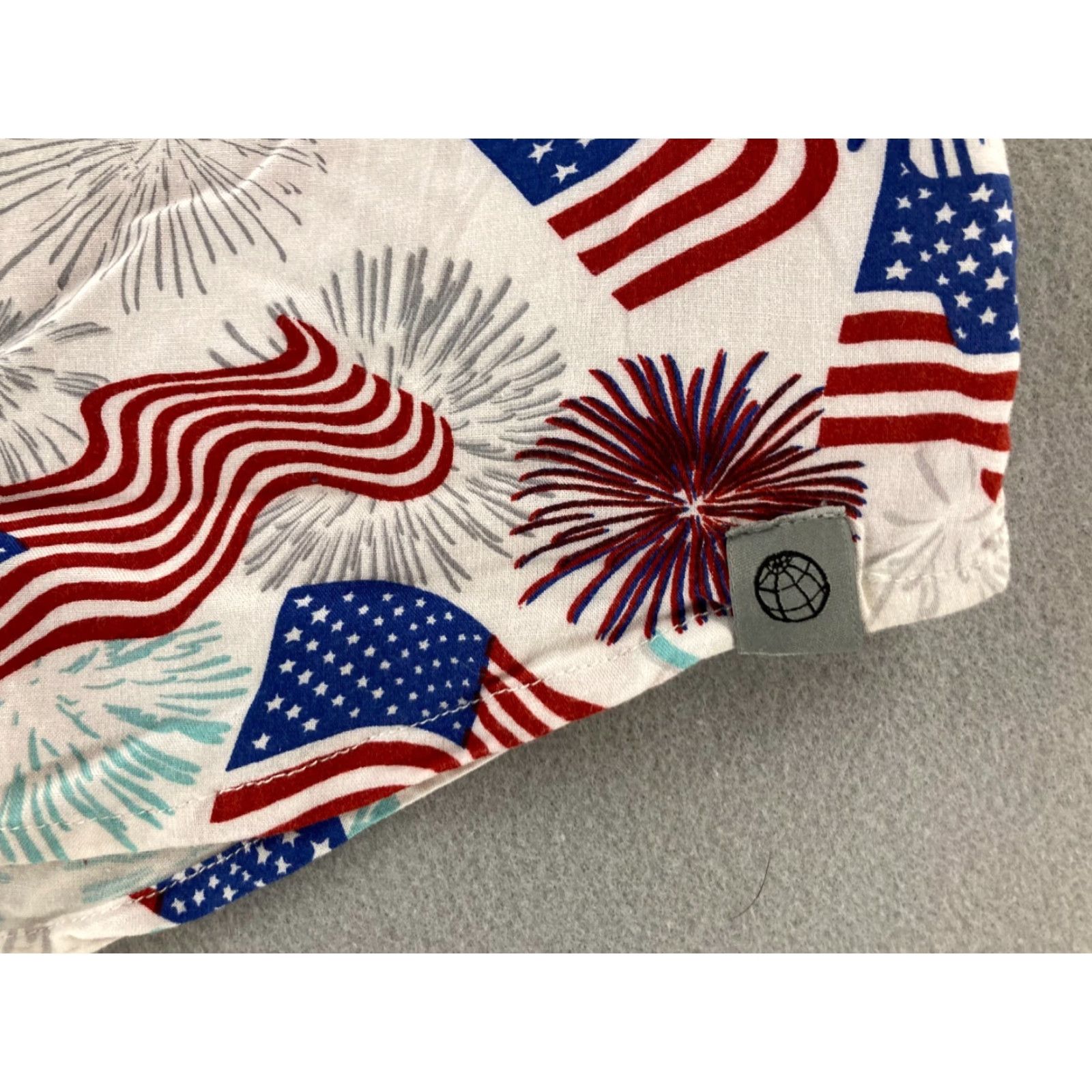 Vintage Free Planet Shirt Mens Small US Flag Fireworks Rayon Size US S / EU 44-46 / 1 - 3 Thumbnail