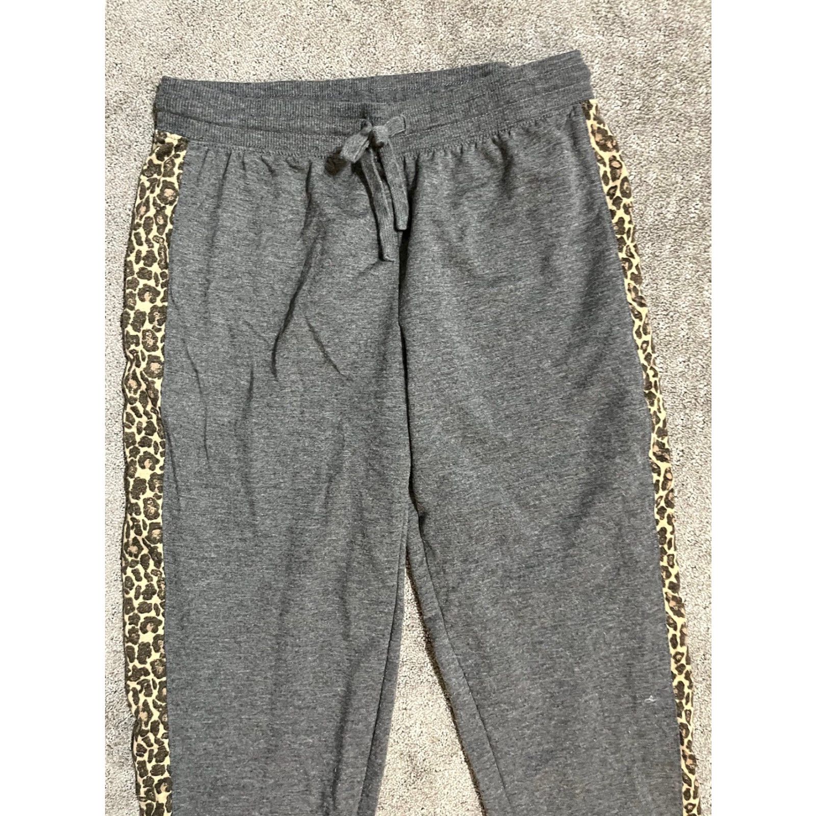 Splendid Splendid Women Pants Jogger Gray Animal Print Cheetah Striped Sides XS Drawstring Pockets Relaxed Inseam 26 in Rayon Casual Women Size 26" / US 2 / IT 38 - 4 Thumbnail