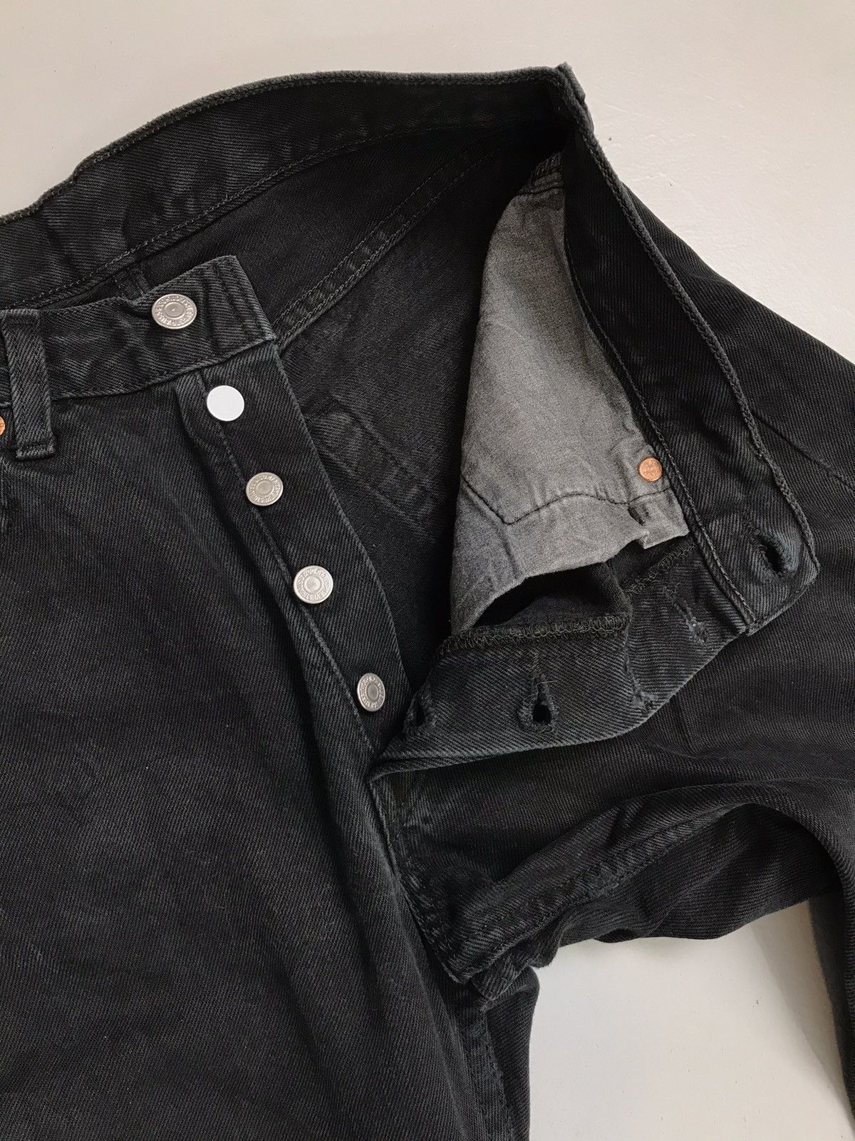 Levi's Vintage Levi’s 501 paper tab denim Size US 30 / EU 46 - 7 Thumbnail