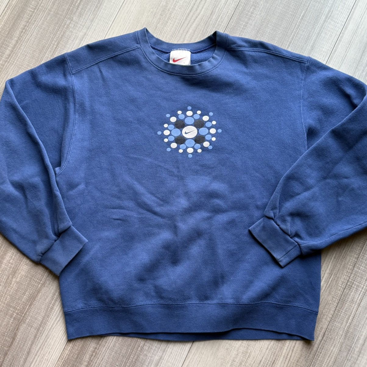 Nike Nike Crewneck Size L / US 10 / IT 46 - 1 Thumbnail