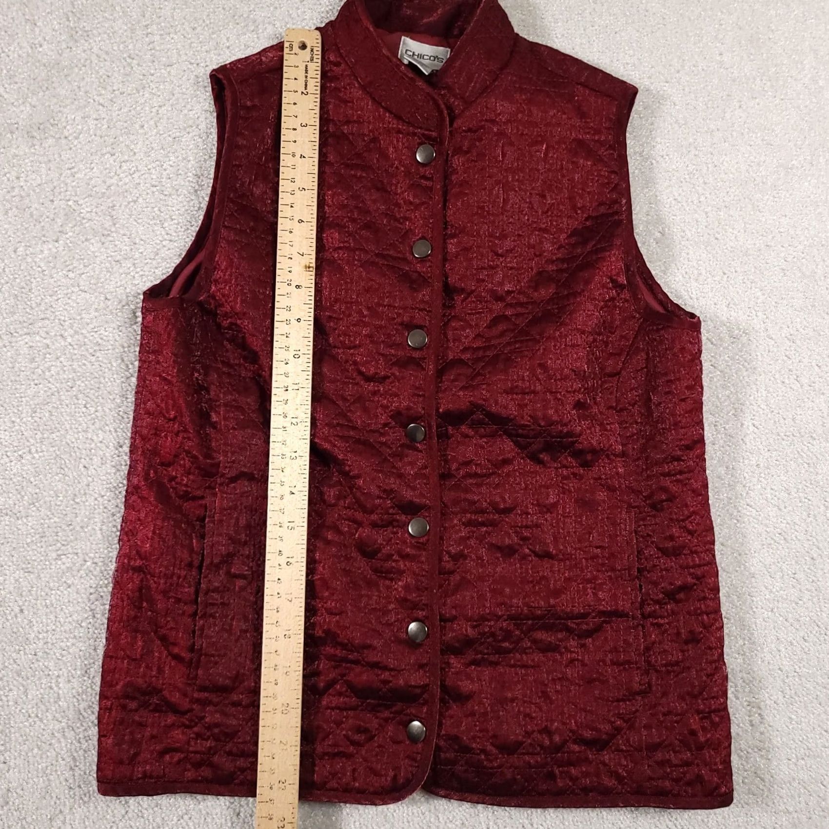 Vintage Chico's Quilted Vest Women’s Small Red Snap Front Band Collar Lined Layering Quilted Vest Regular Fit Sleeveless Mid-Length Vintage: No Size S / US 4 / IT 40 - 7 Thumbnail