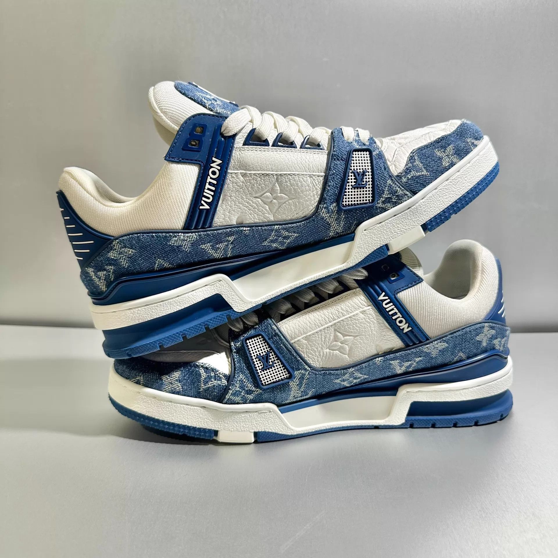 Louis Vuitton Louis Vuitton Trainer White Blue Denim 7.5/41.5 Mint Size US 8.5 / EU 41-42 - 4 Thumbnail