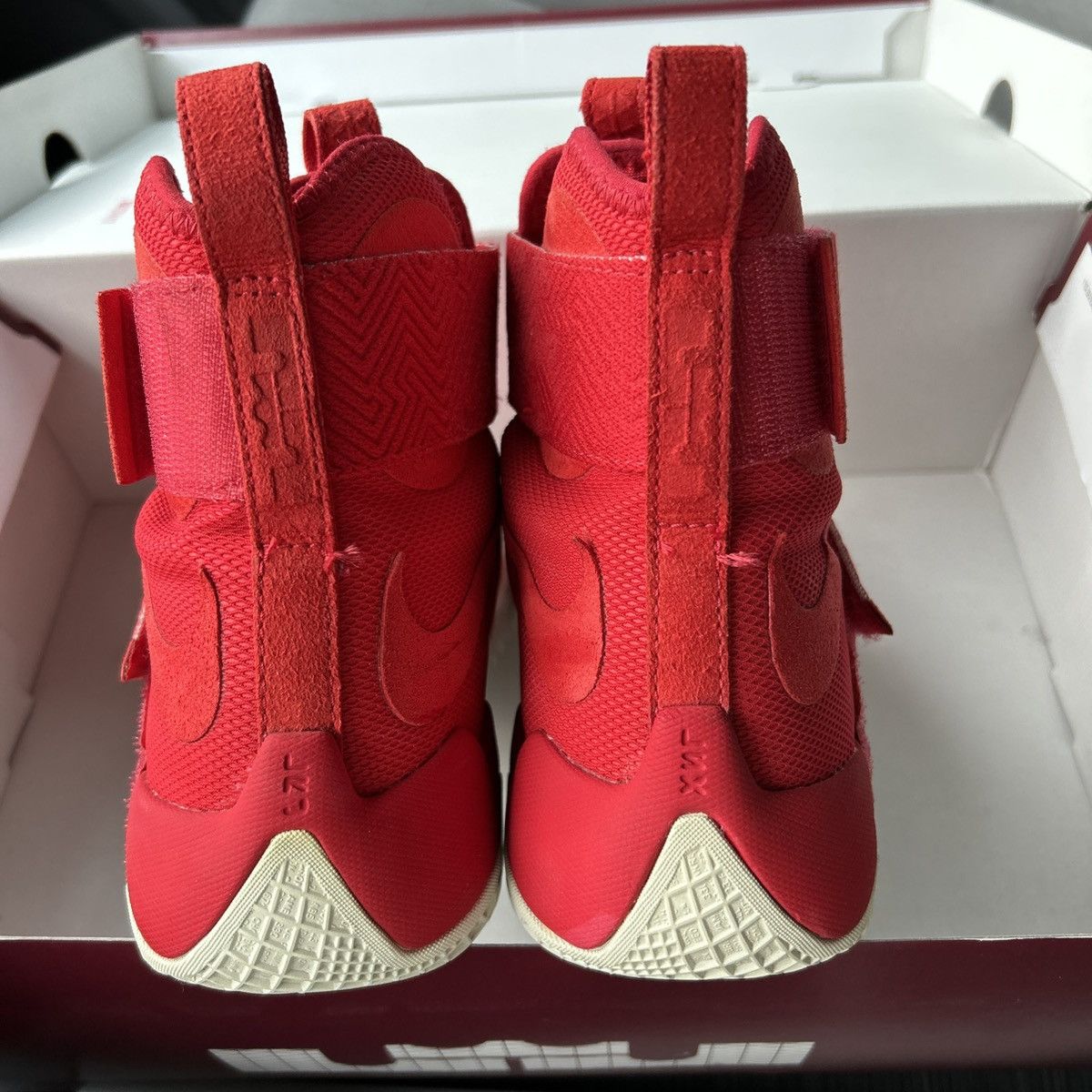 Nike Lebron Soldier 10 Luxe Red Size US 8.5 / EU 41-42 - 5 Thumbnail