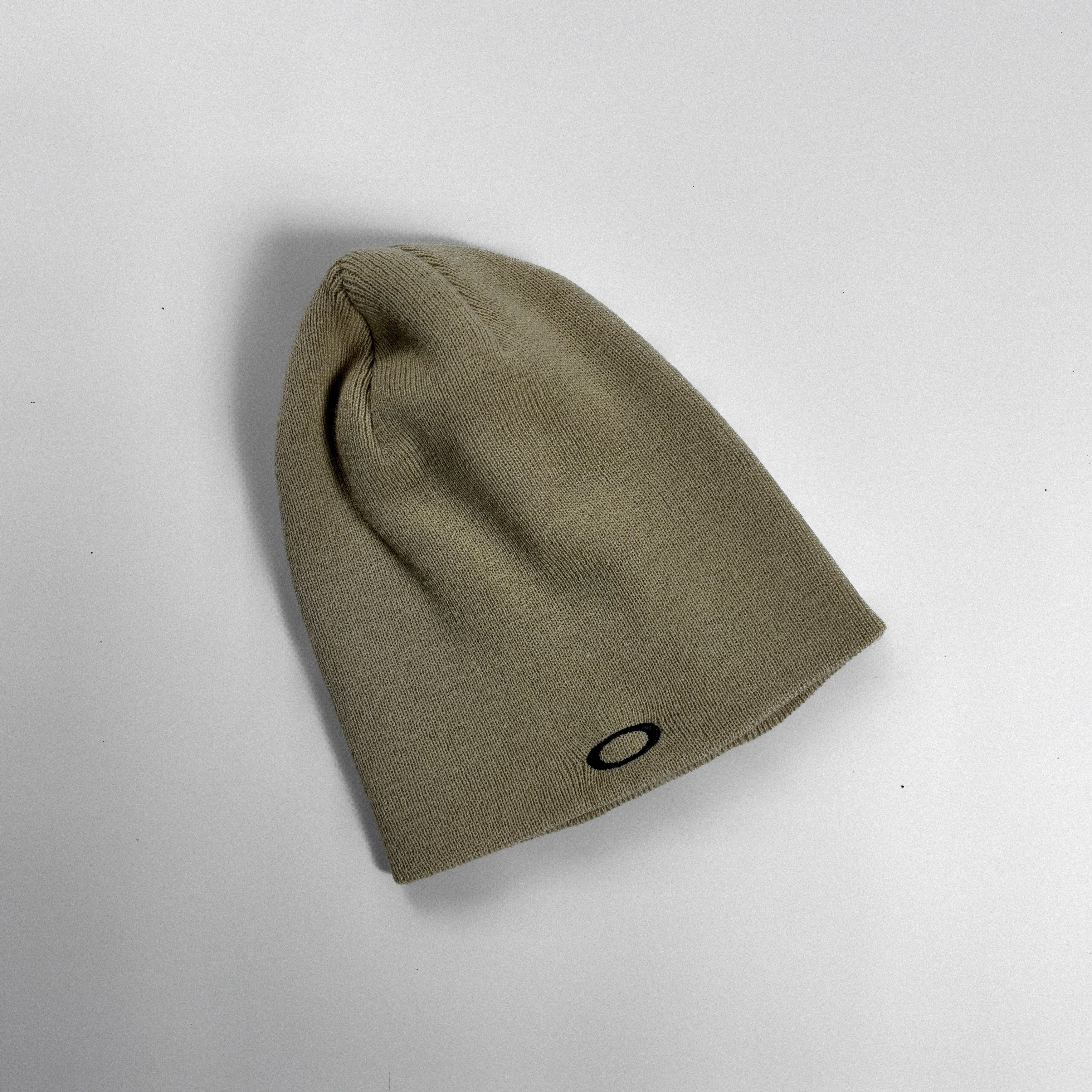 Oakley Oakley Logo Vintage Beanie Hat Size ONE SIZE - 1 Thumbnail