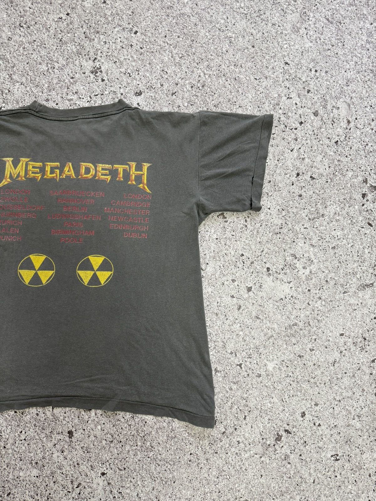 Band Tees × Vintage Vintage Megadeth Tour 1990 Oxidation Of Nation T-Shirt Size US XL / EU 56 / 4 - 8 Thumbnail