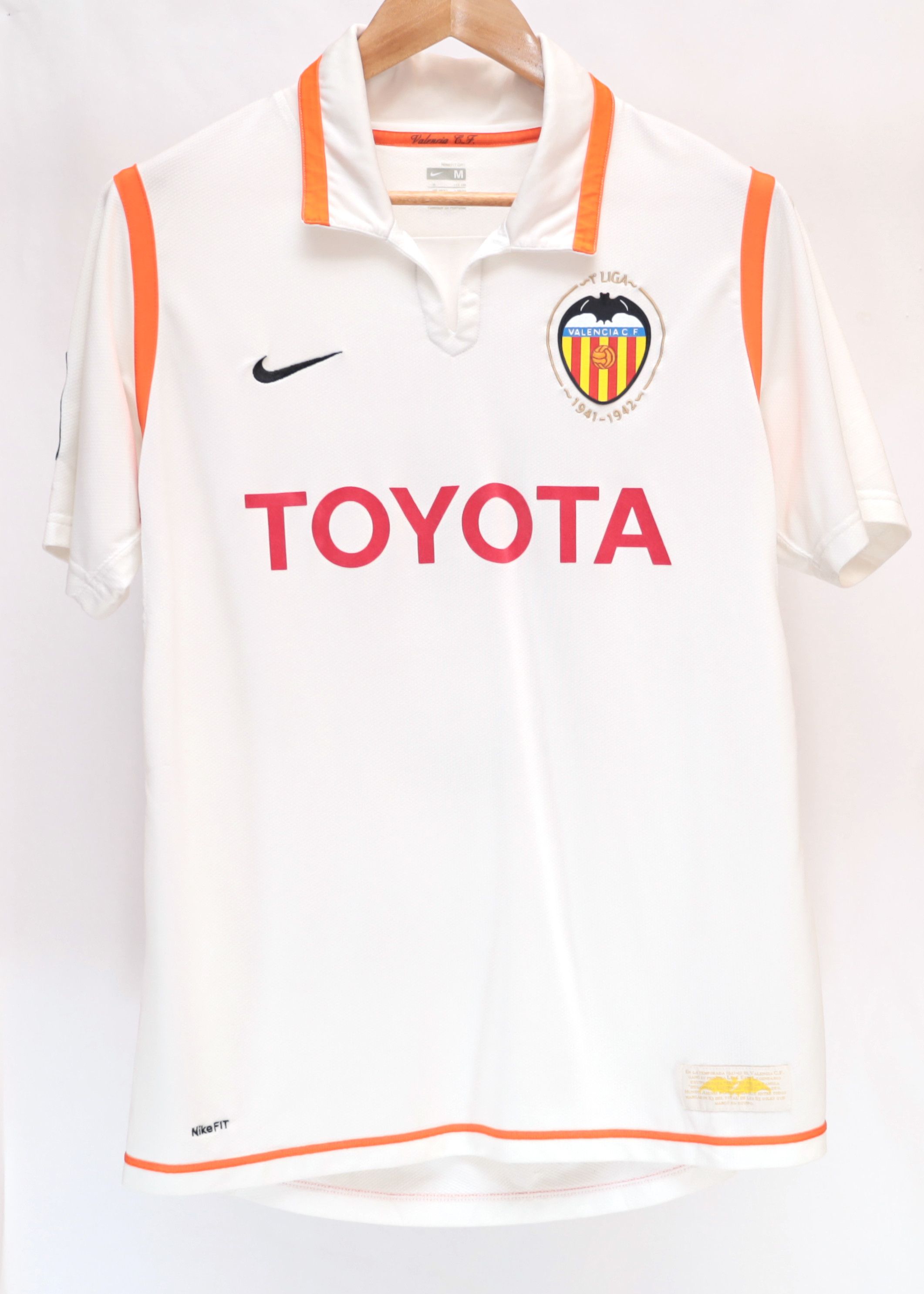 Nike Joaquin Valencia Cf Spain 2006/07 Home Jersey M Nike Size US M / EU 48-50 / 2 - 1 Thumbnail