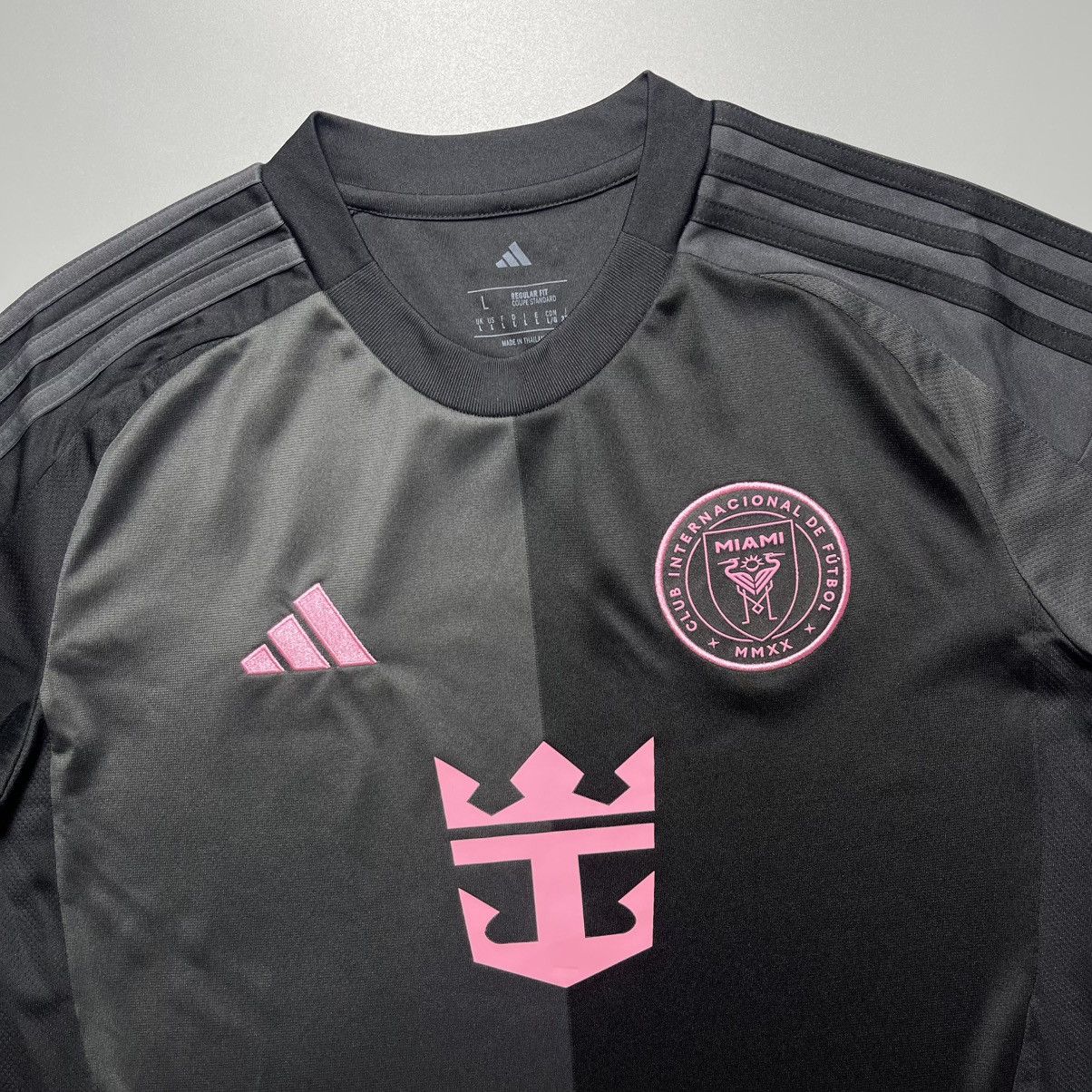 Vintage INTER MIAMI ADIDAS 2025/2026 FOOTBALL AWAY JERSEY #10 MESSI Size L / US 10 / IT 46 - 4 Thumbnail