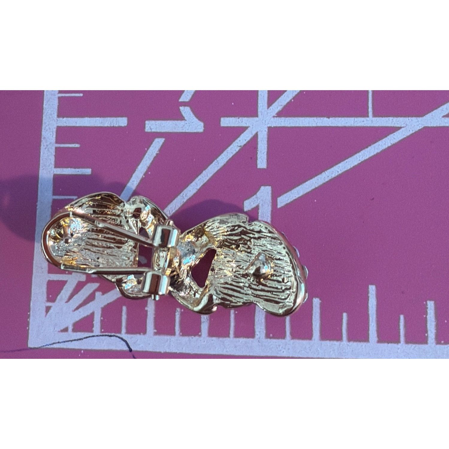 Other Vintage Gold Tone Heart Dangle Earrings Pierced Rhinestones Size ONE SIZE - 4 Thumbnail