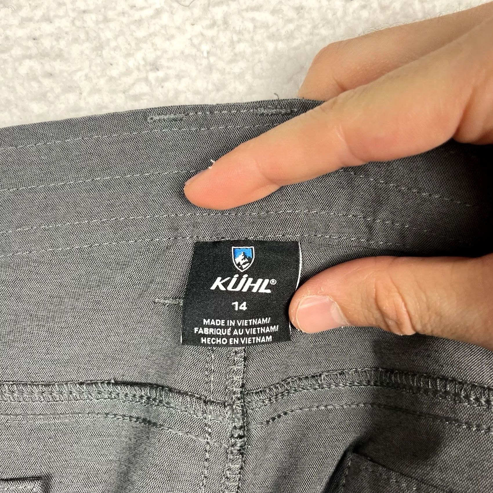 Vintage Kuhl Womens Hiking Chinos Gray Size 14 9" Inseam Size 36" / US 14 / IT 50 - 2 Thumbnail