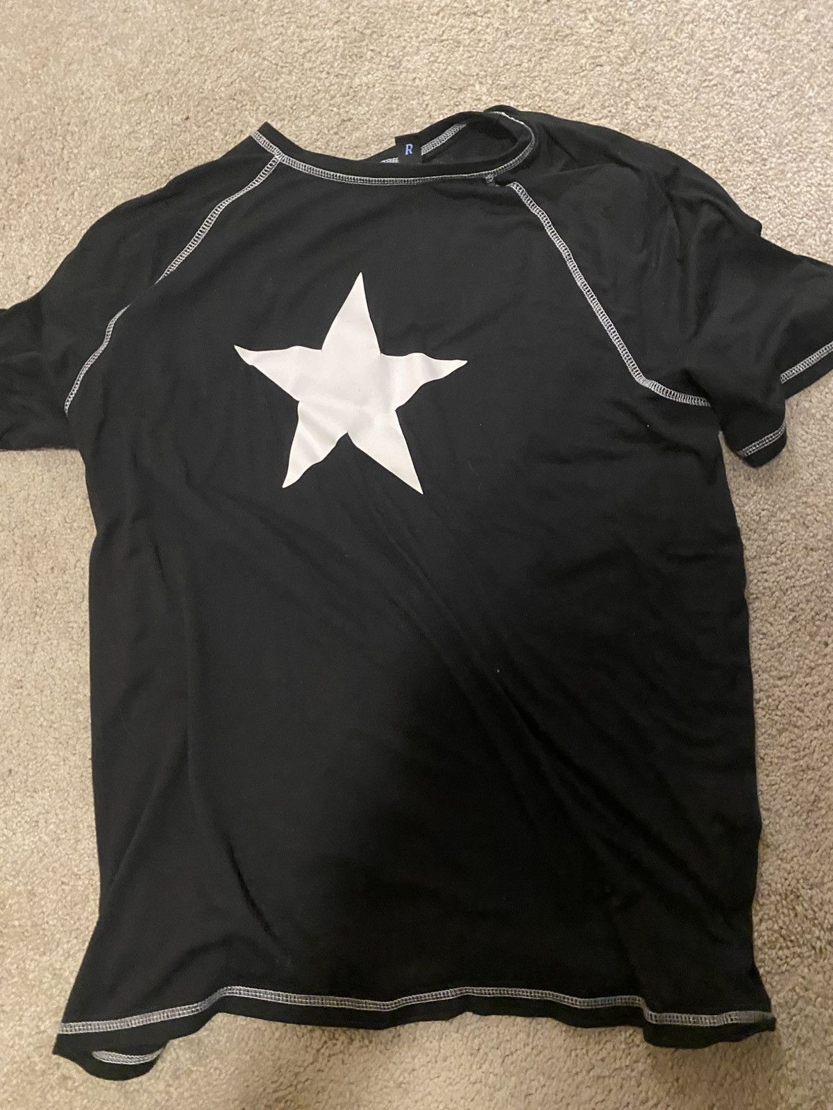 Shein shein black star XL y2k Size US XL / EU 56 / 4 - 1 Thumbnail