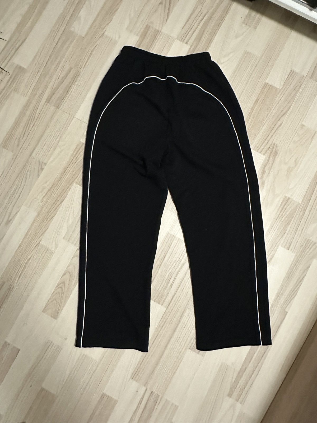 Balenciaga Balenciaga Manchester Sweatpants Size US 40 / EU 56 - 2 Thumbnail