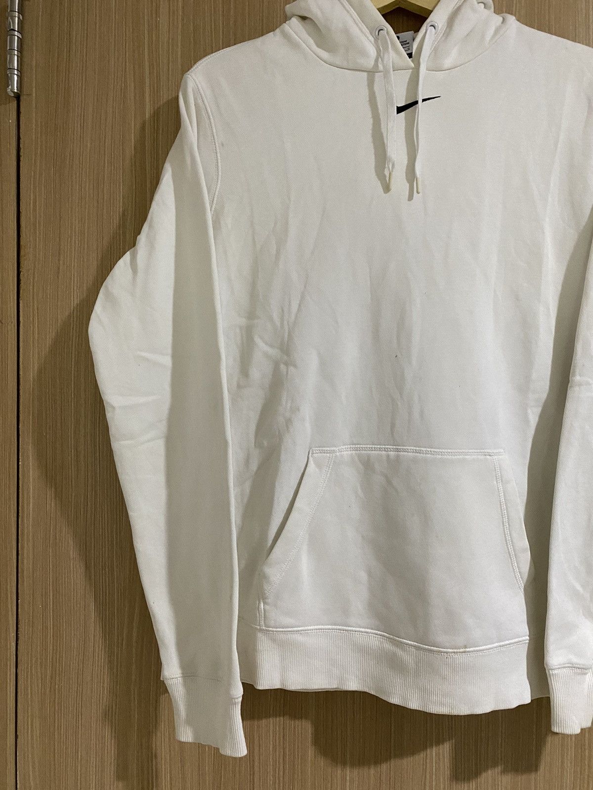 Nike × Vintage nike center white hoodie eminem used Size US L / EU 52-54 / 3 - 5 Thumbnail