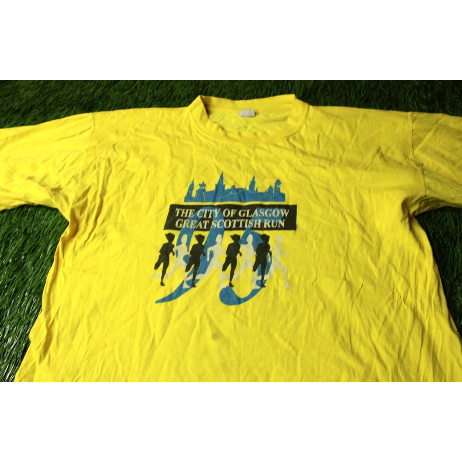 Greats VINTAGE Nike Shirt XL The City Of Glasgow Great Scottish Run 1995 Mens Yellow Short Sleeve Cotton T-Shirt Jersey 1990s Size US XL / EU 56 / 4 - 3 Thumbnail